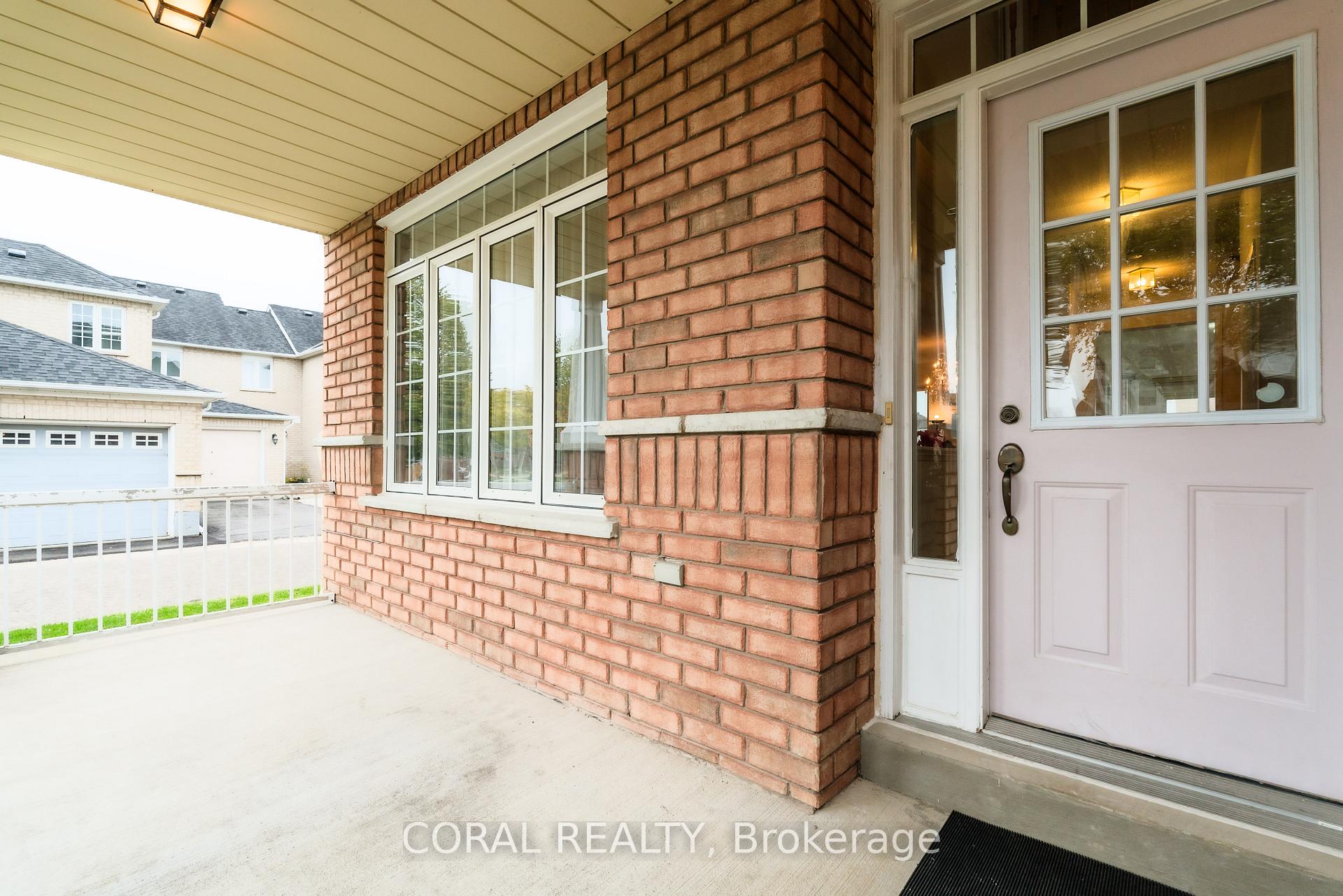 Photo 38 of 1 Manorwood Drive, Markham, Berczy — HOMEH