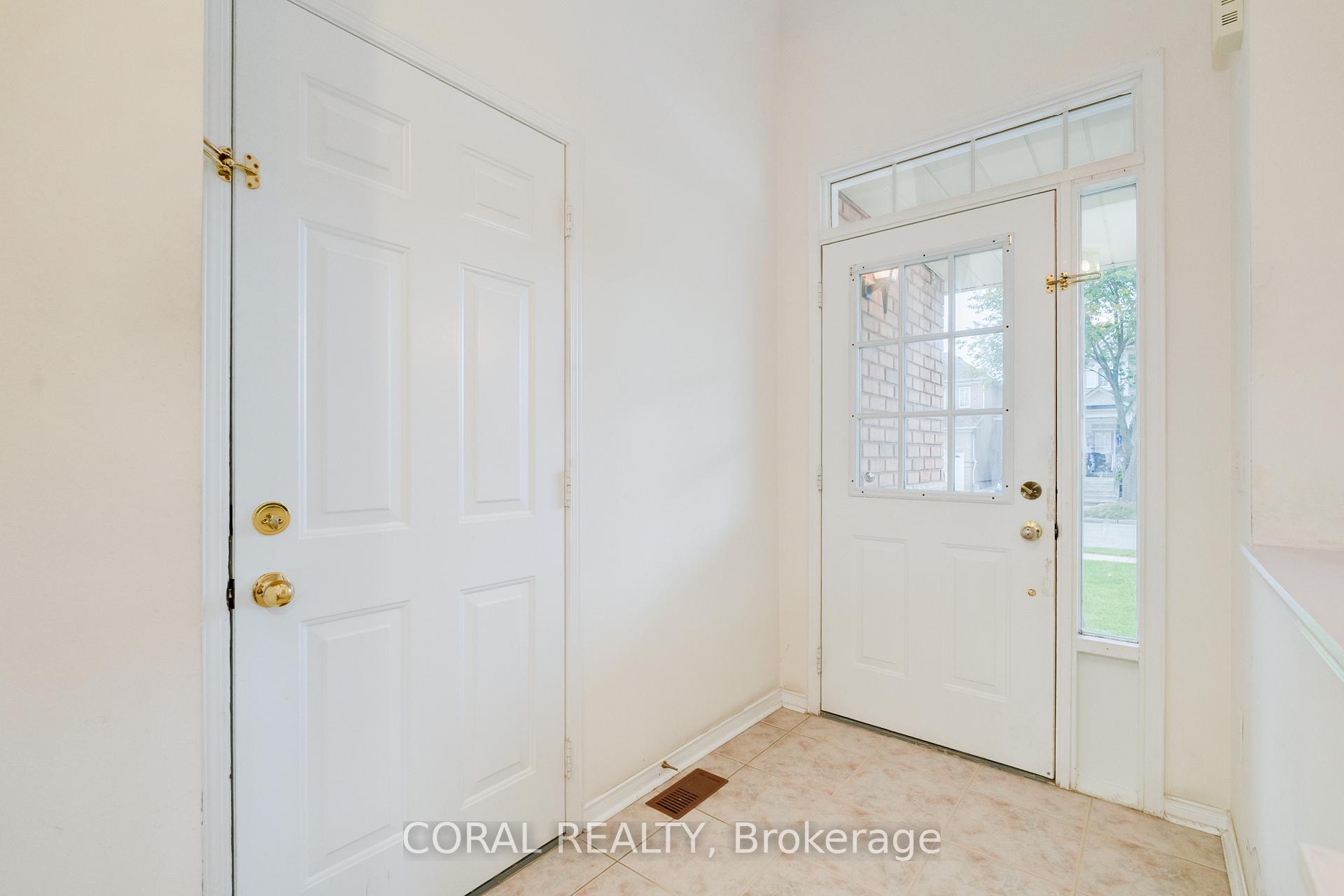 Photo 45 of 1 Manorwood Drive, Markham, Berczy — HOMEH