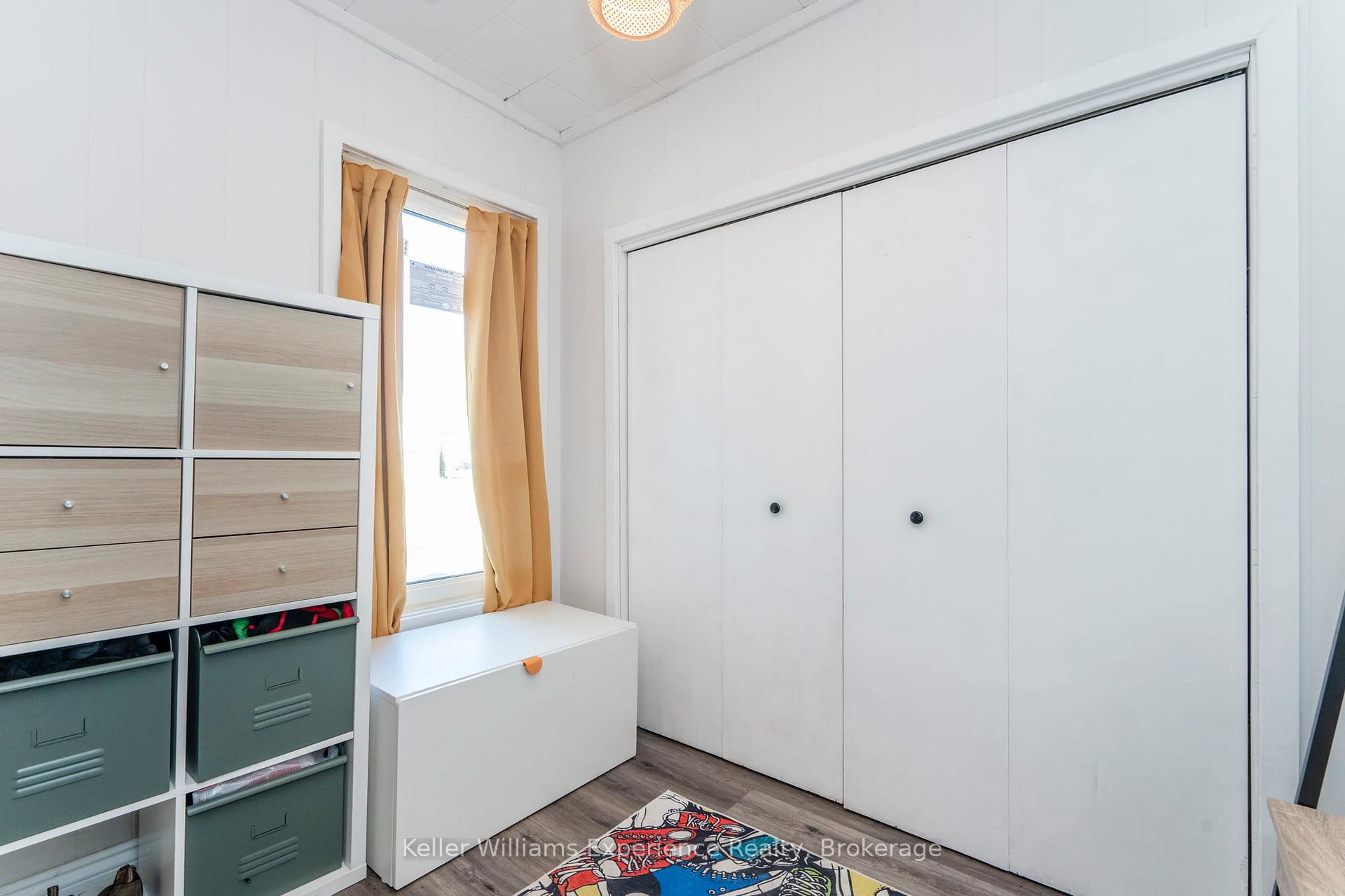 Photo 6 of 505 Wellington Street, Midland — HOMEH