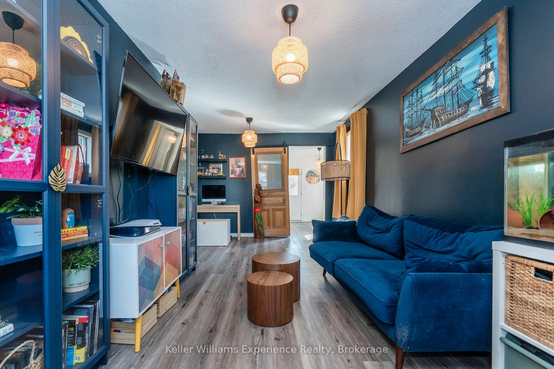 Photo 11 of 505 Wellington Street, Midland — HOMEH