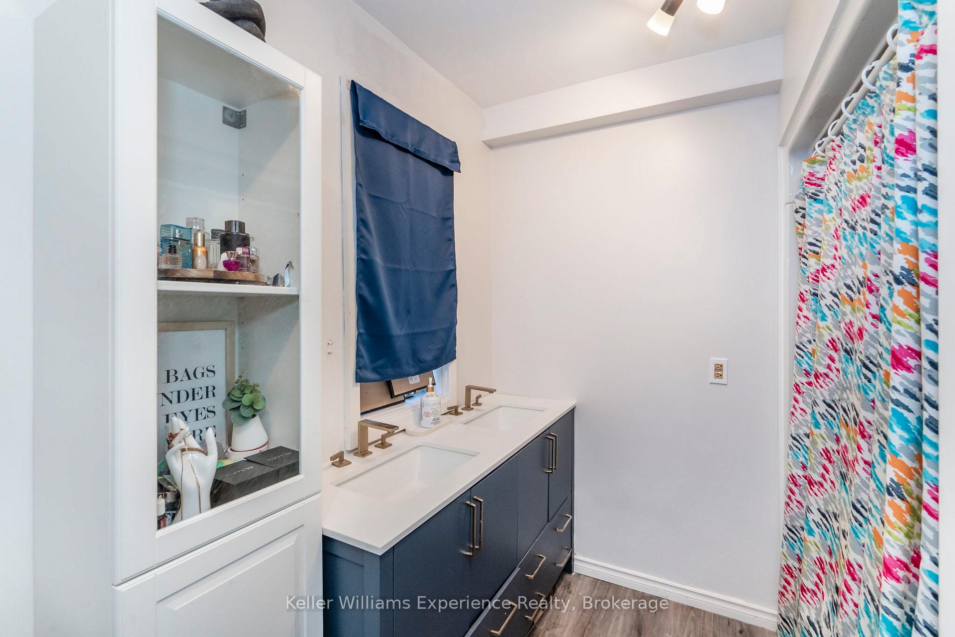 Photo 20 of 505 Wellington Street, Midland — HOMEH