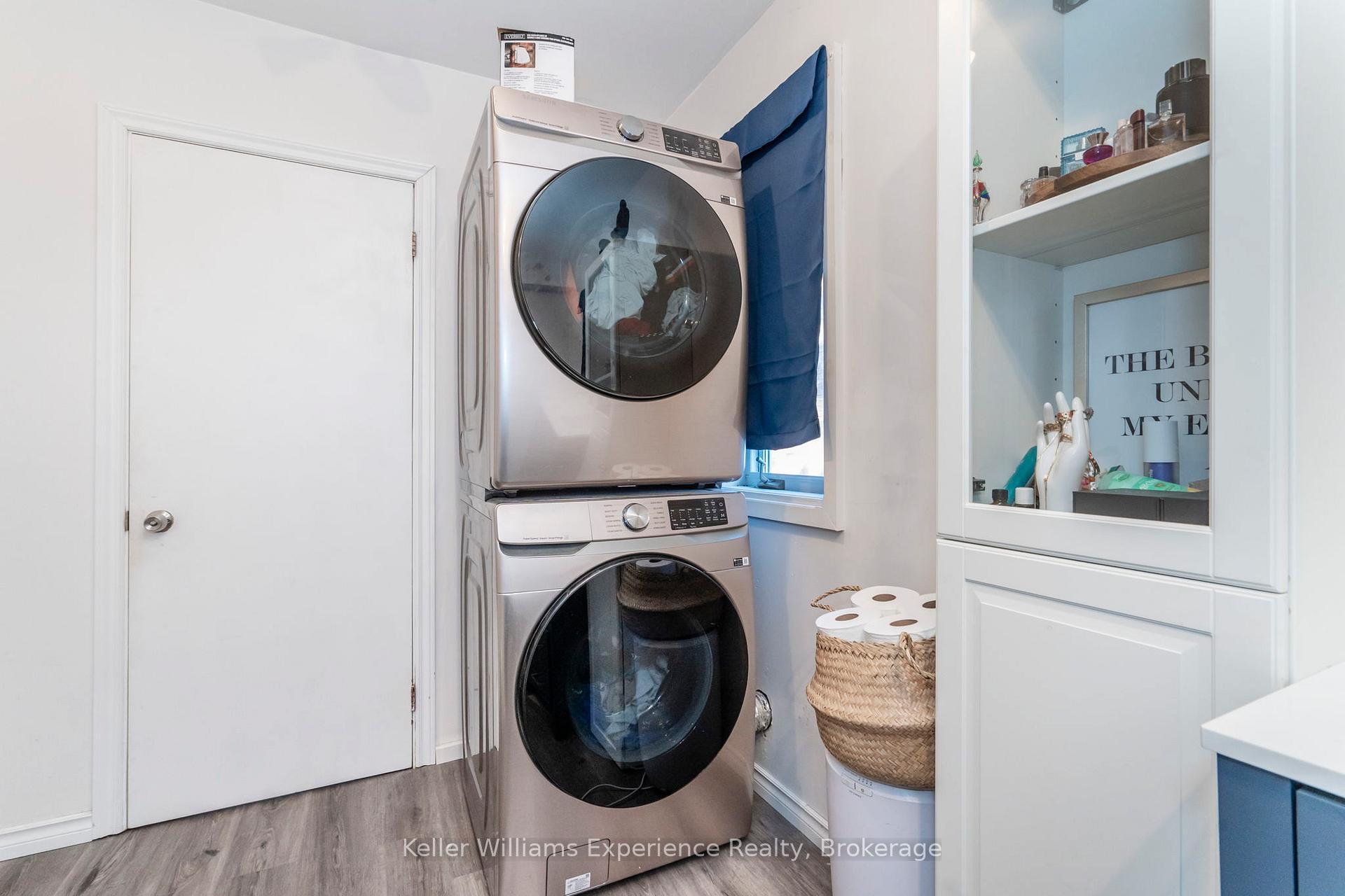 Photo 21 of 505 Wellington Street, Midland — HOMEH