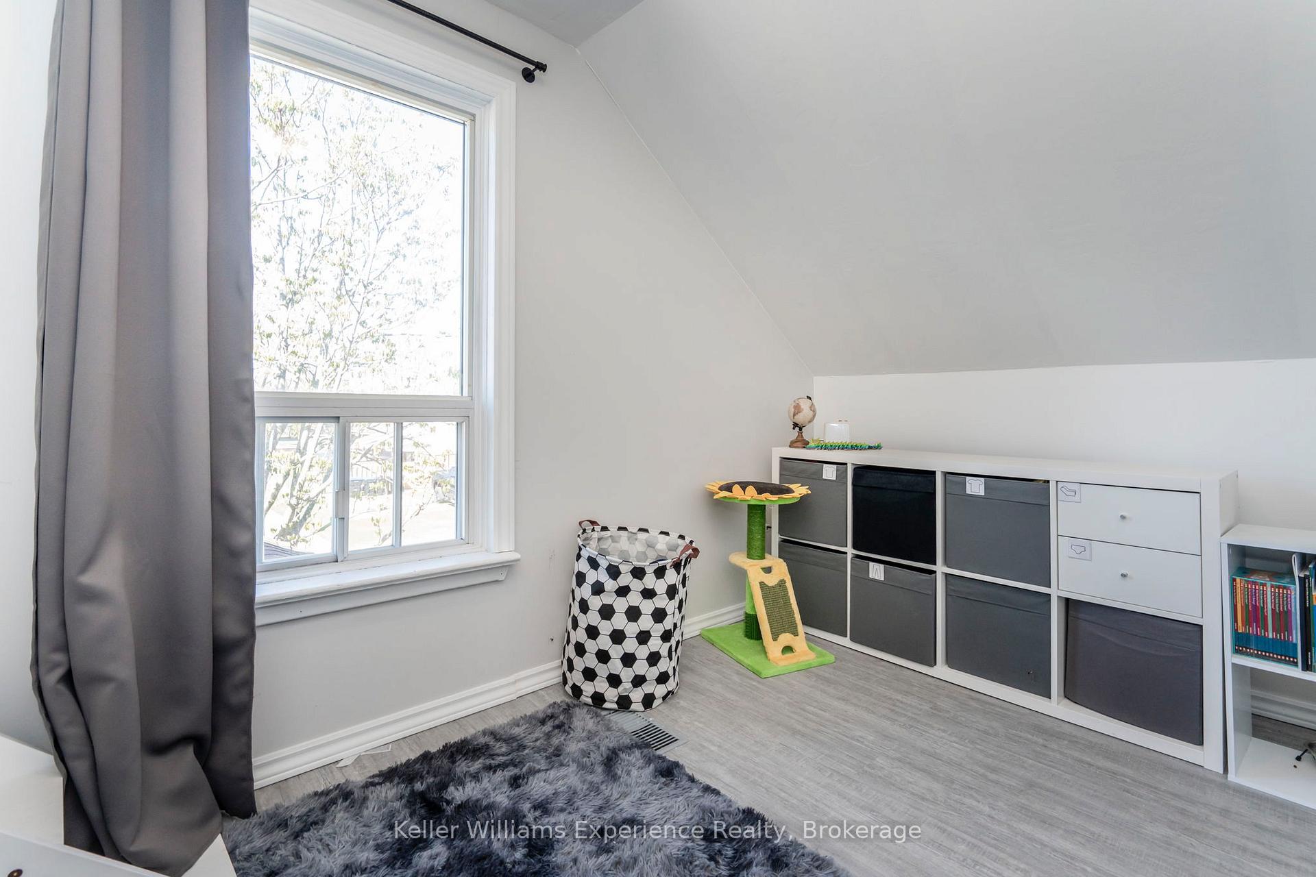 Photo 29 of 505 Wellington Street, Midland — HOMEH