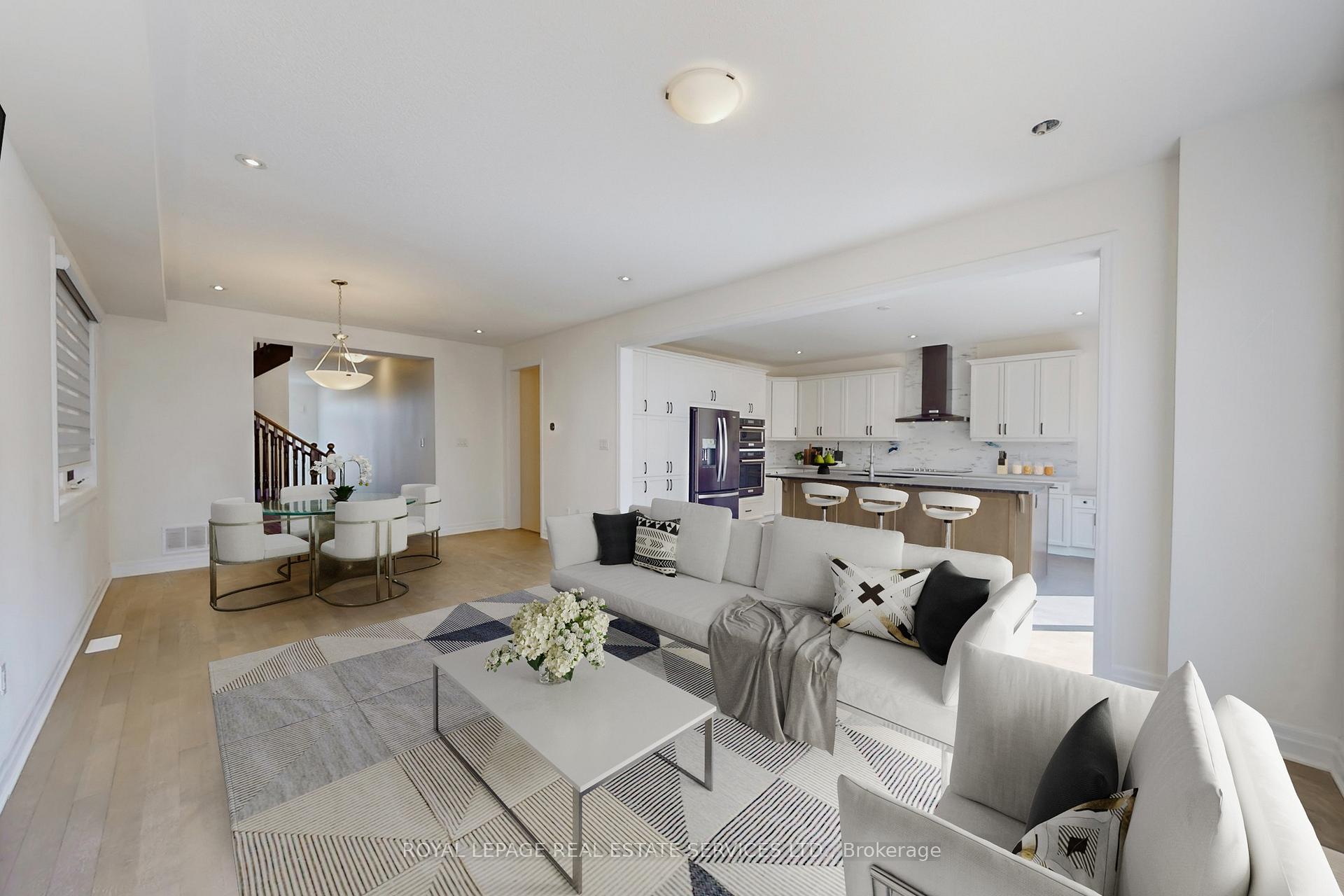 Photo 3 of Unit Upper, 1388 Sycamore Garden, Milton, Cobban — HOMEH