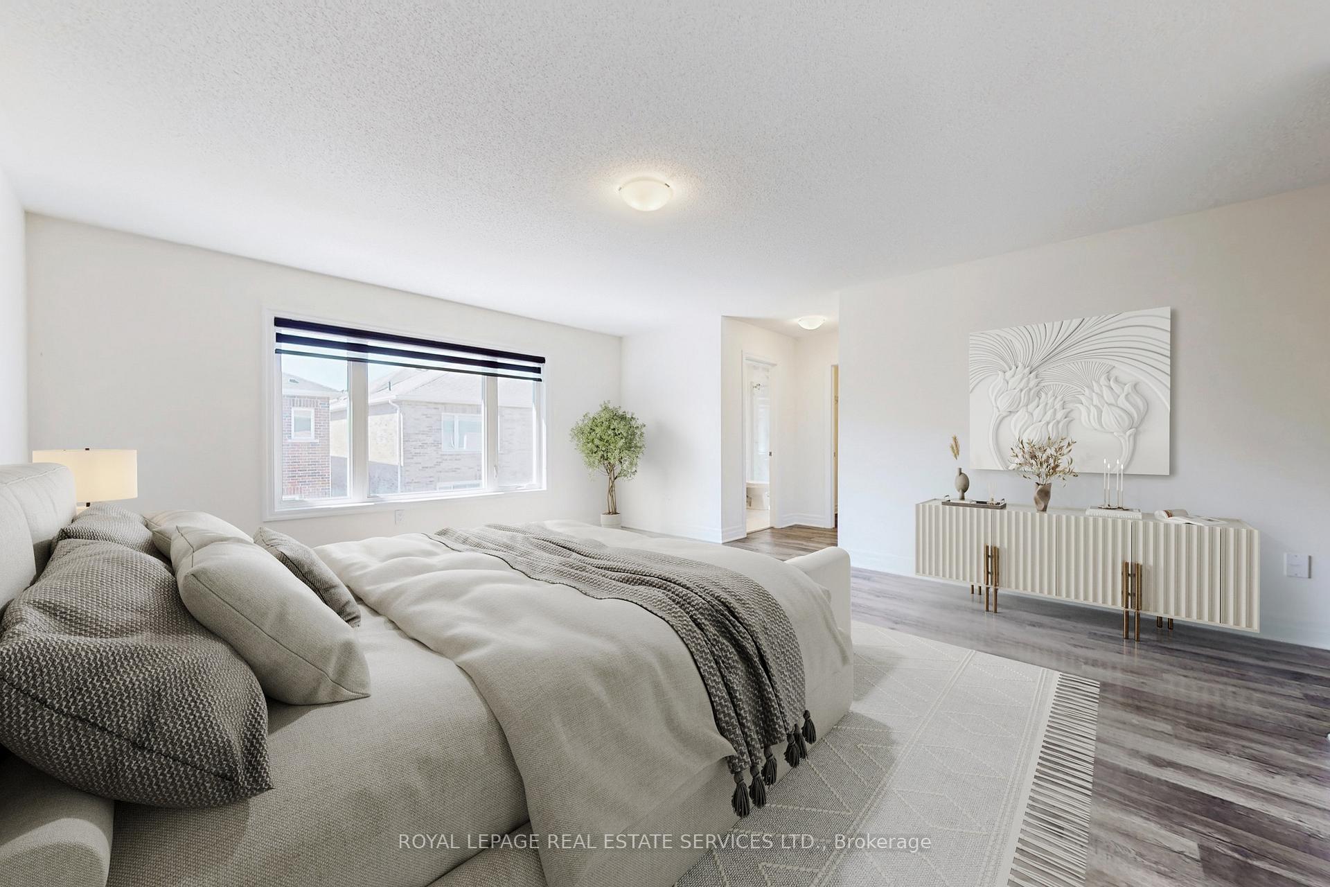 Photo 11 of Unit Upper, 1388 Sycamore Garden, Milton, Cobban — HOMEH
