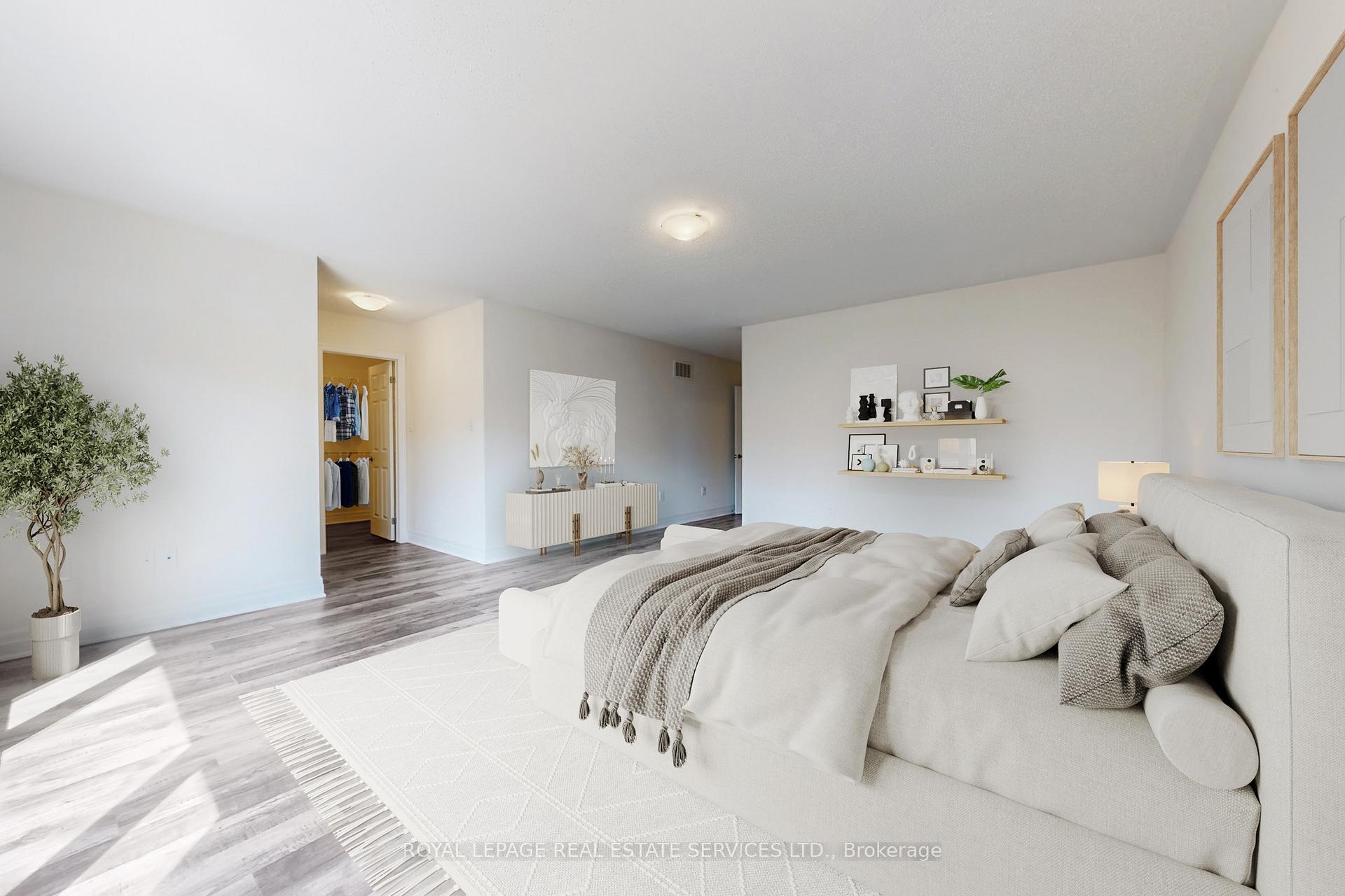 Photo 13 of Unit Upper, 1388 Sycamore Garden, Milton, Cobban — HOMEH