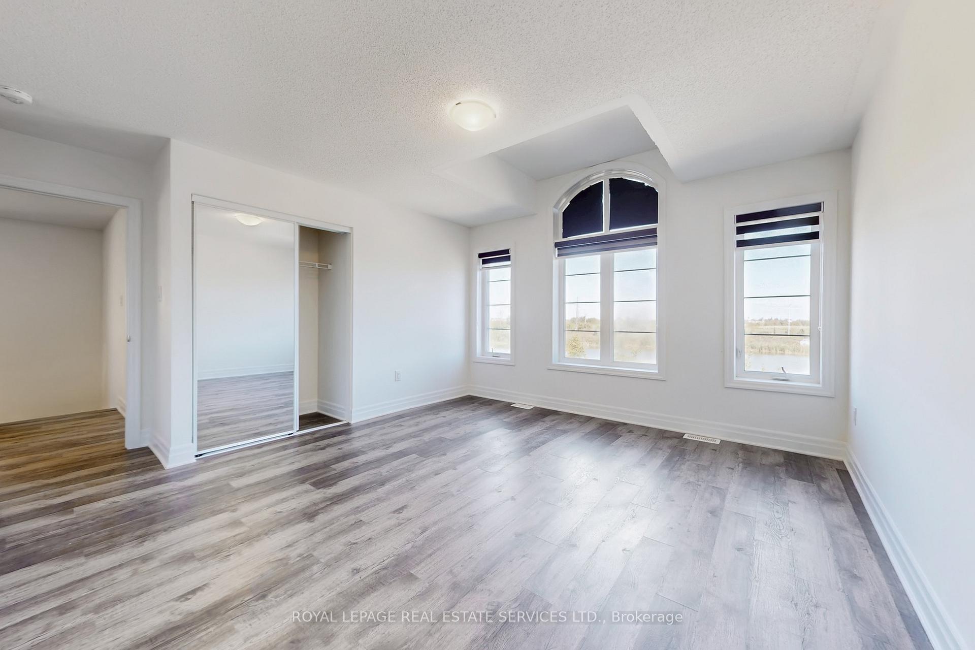 Photo 16 of Unit Upper, 1388 Sycamore Garden, Milton, Cobban — HOMEH