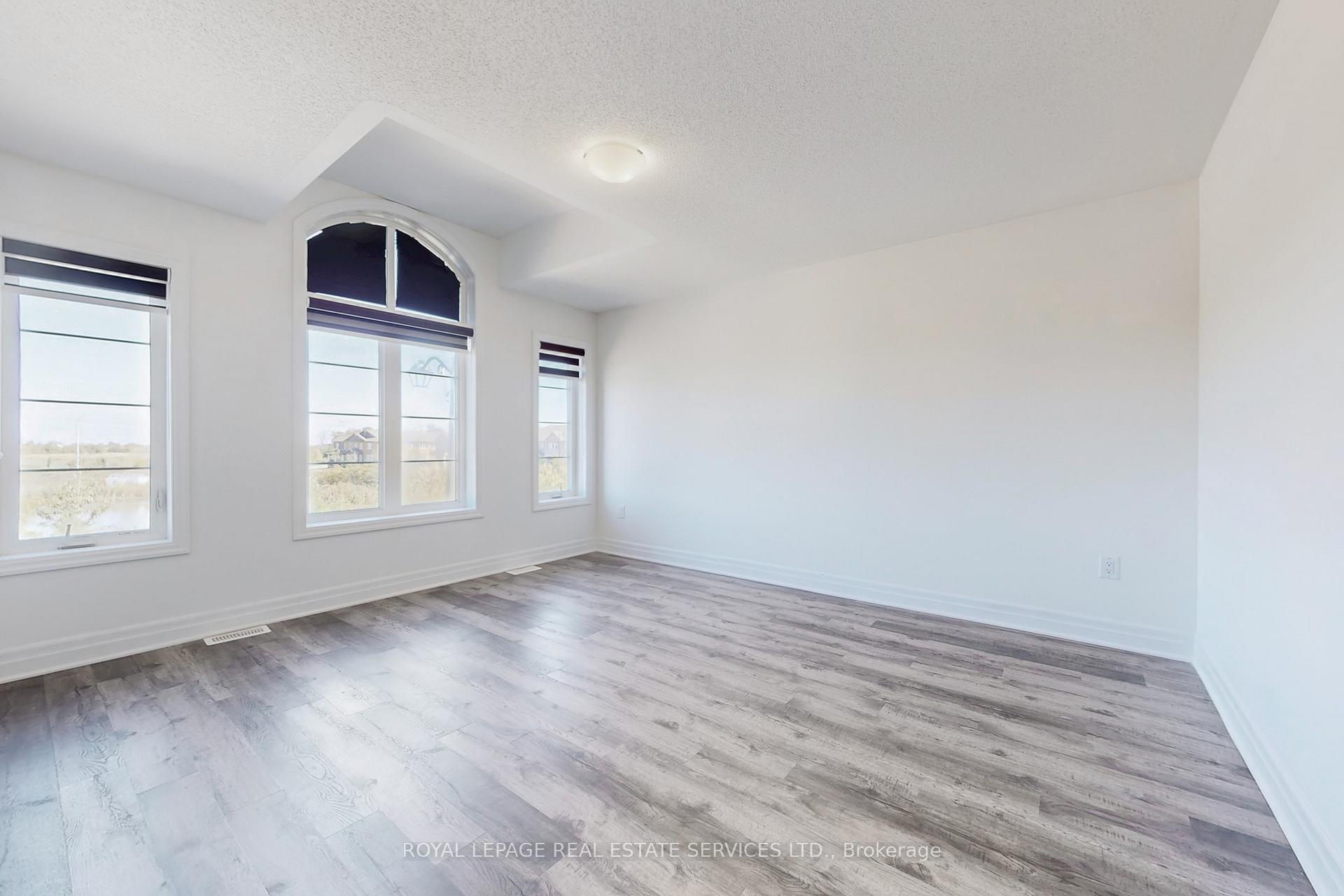 Photo 17 of Unit Upper, 1388 Sycamore Garden, Milton, Cobban — HOMEH