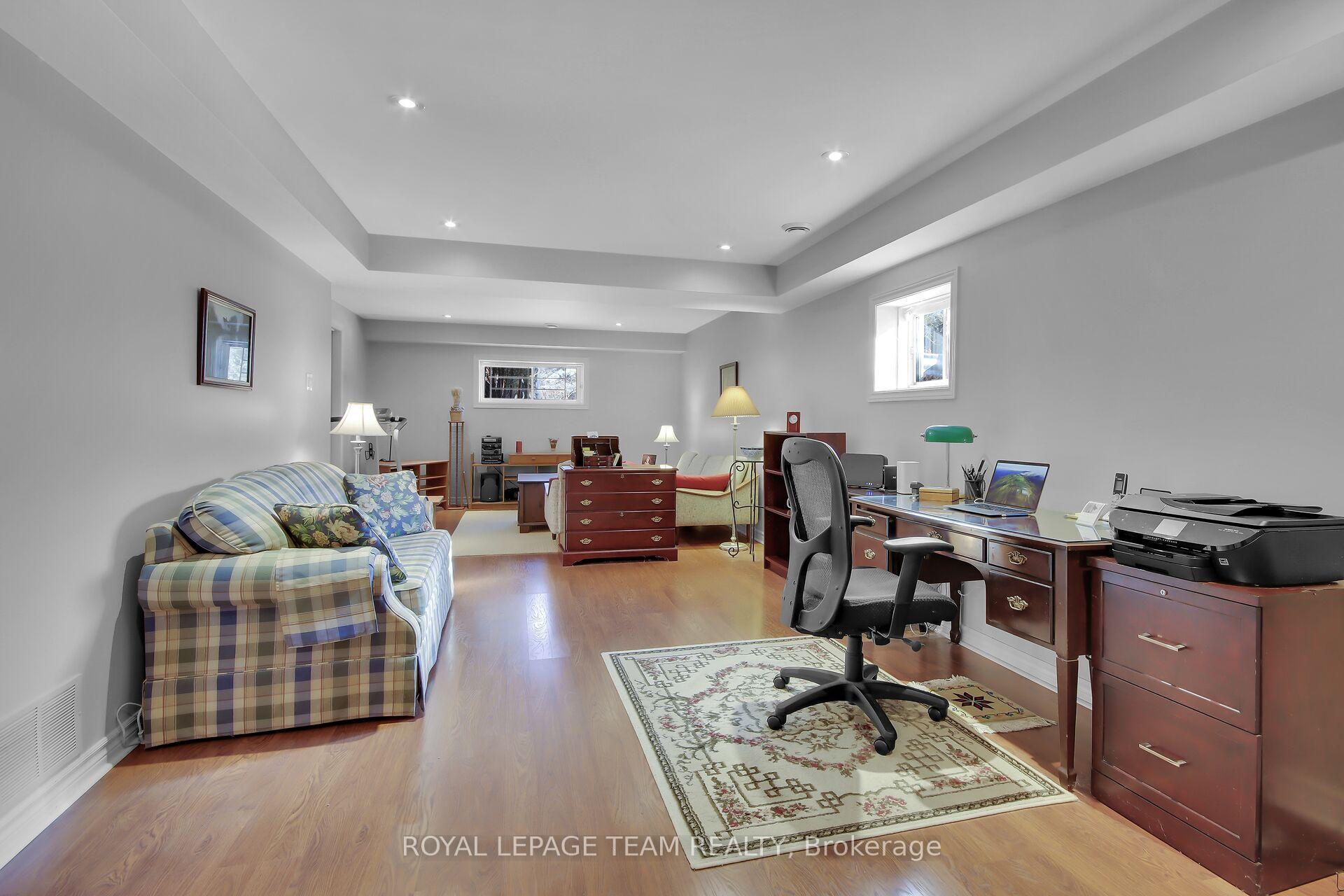 Photo 5 of 2 Inverary Drive, Ottawa, Kanata - Morgan's Grant/South March — HOMEH