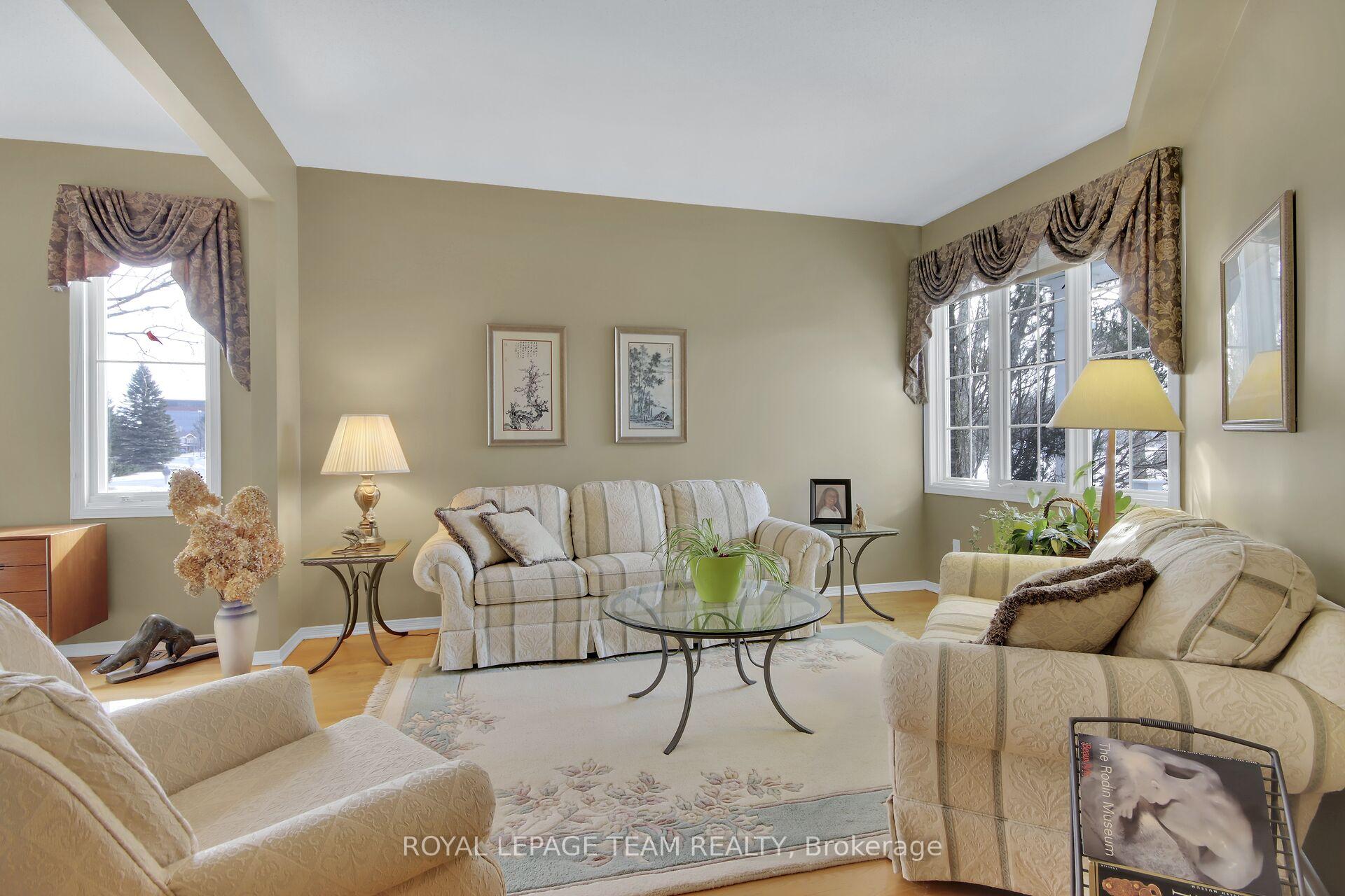 Photo 8 of 2 Inverary Drive, Ottawa, Kanata - Morgan's Grant/South March — HOMEH