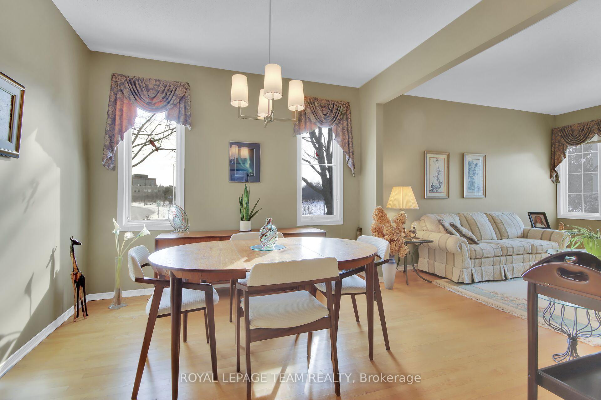 Photo 9 of 2 Inverary Drive, Ottawa, Kanata - Morgan's Grant/South March — HOMEH