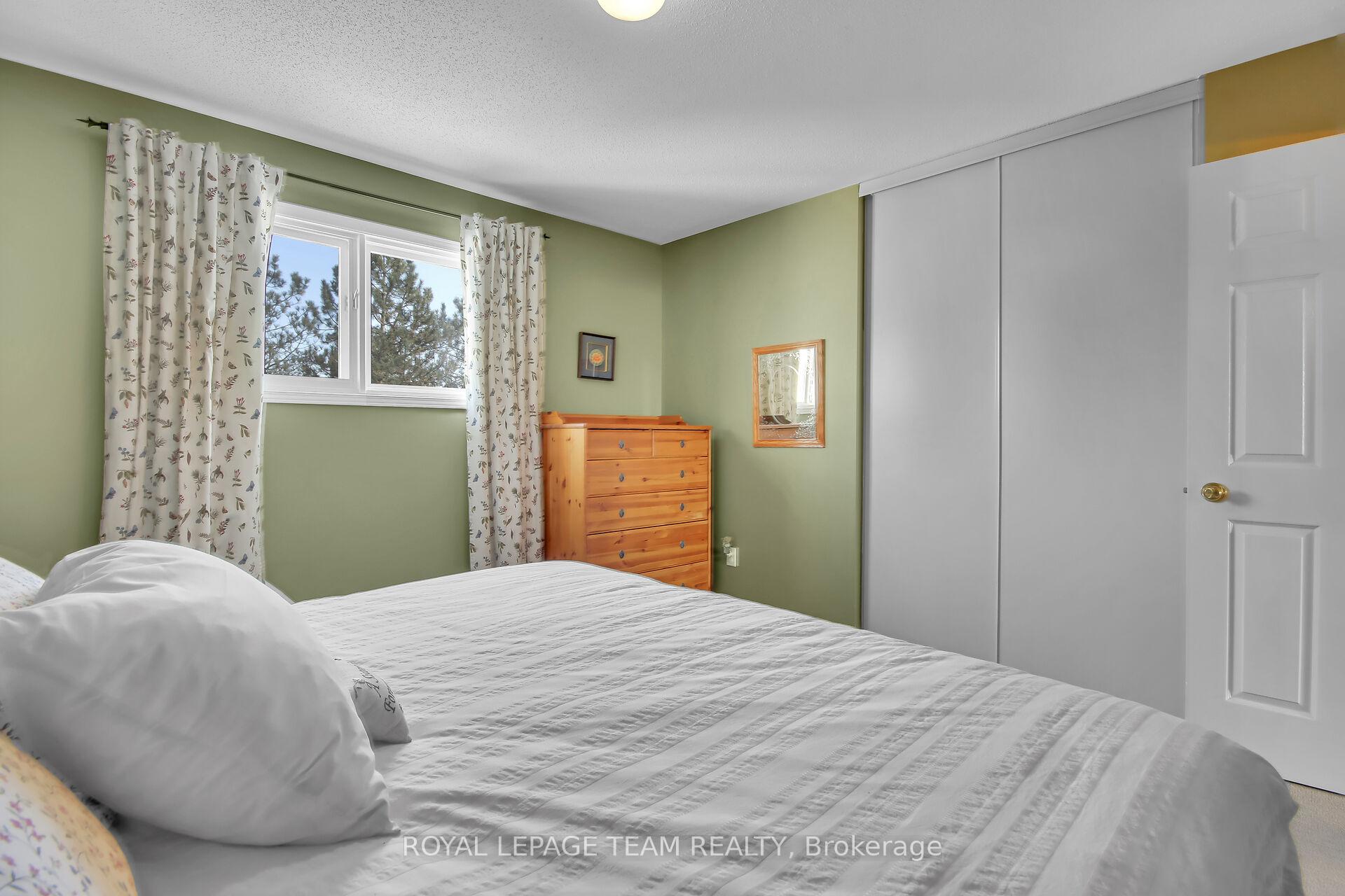 Photo 27 of 2 Inverary Drive, Ottawa, Kanata - Morgan's Grant/South March — HOMEH