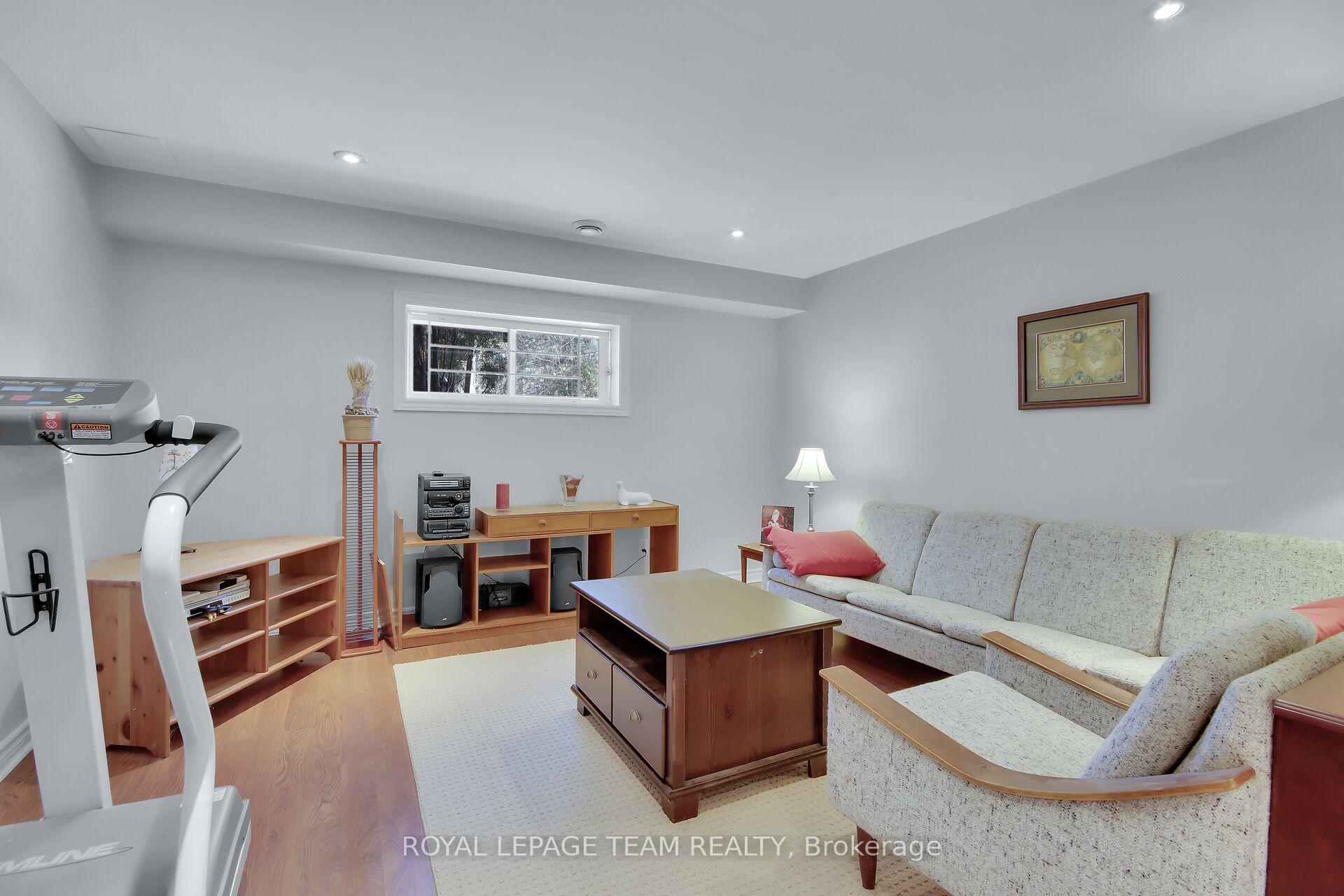 Photo 34 of 2 Inverary Drive, Ottawa, Kanata - Morgan's Grant/South March — HOMEH