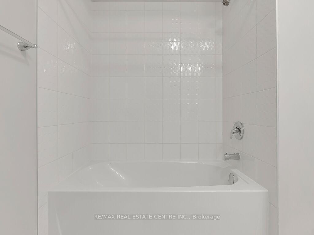 Photo 30 of 30 Grassbourne Avenue, Kitchener — HOMEH