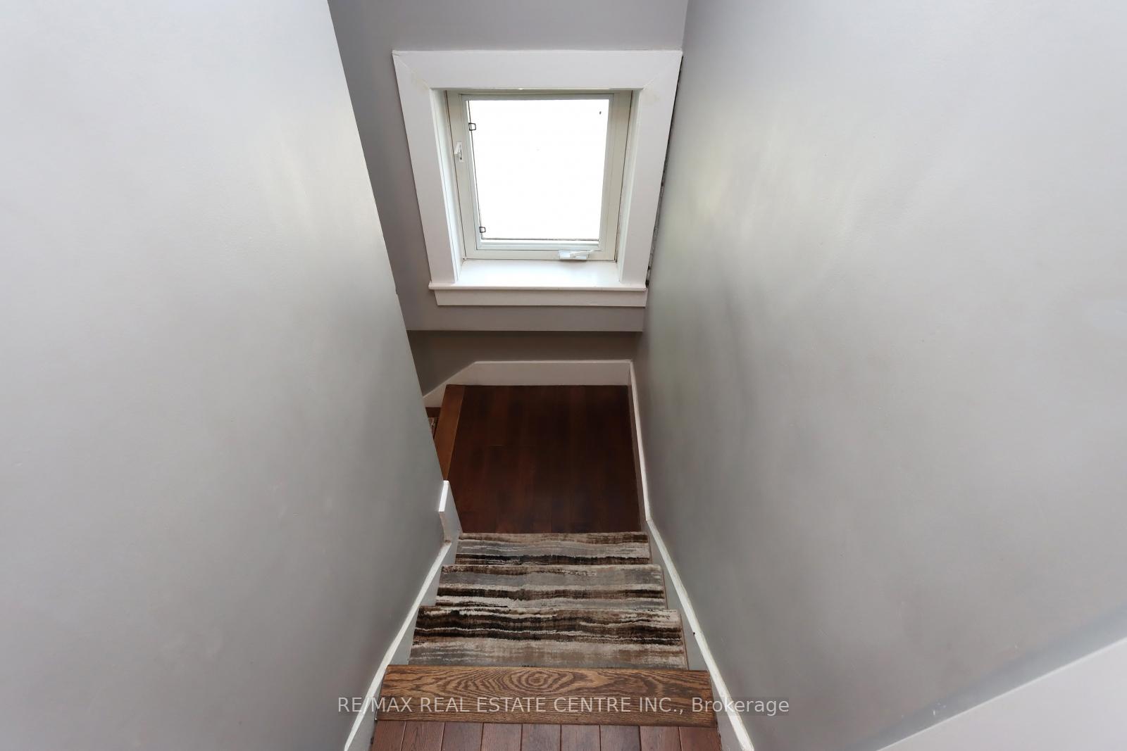 Photo 20 of 121 Brock Street, Kitchener — HOMEH
