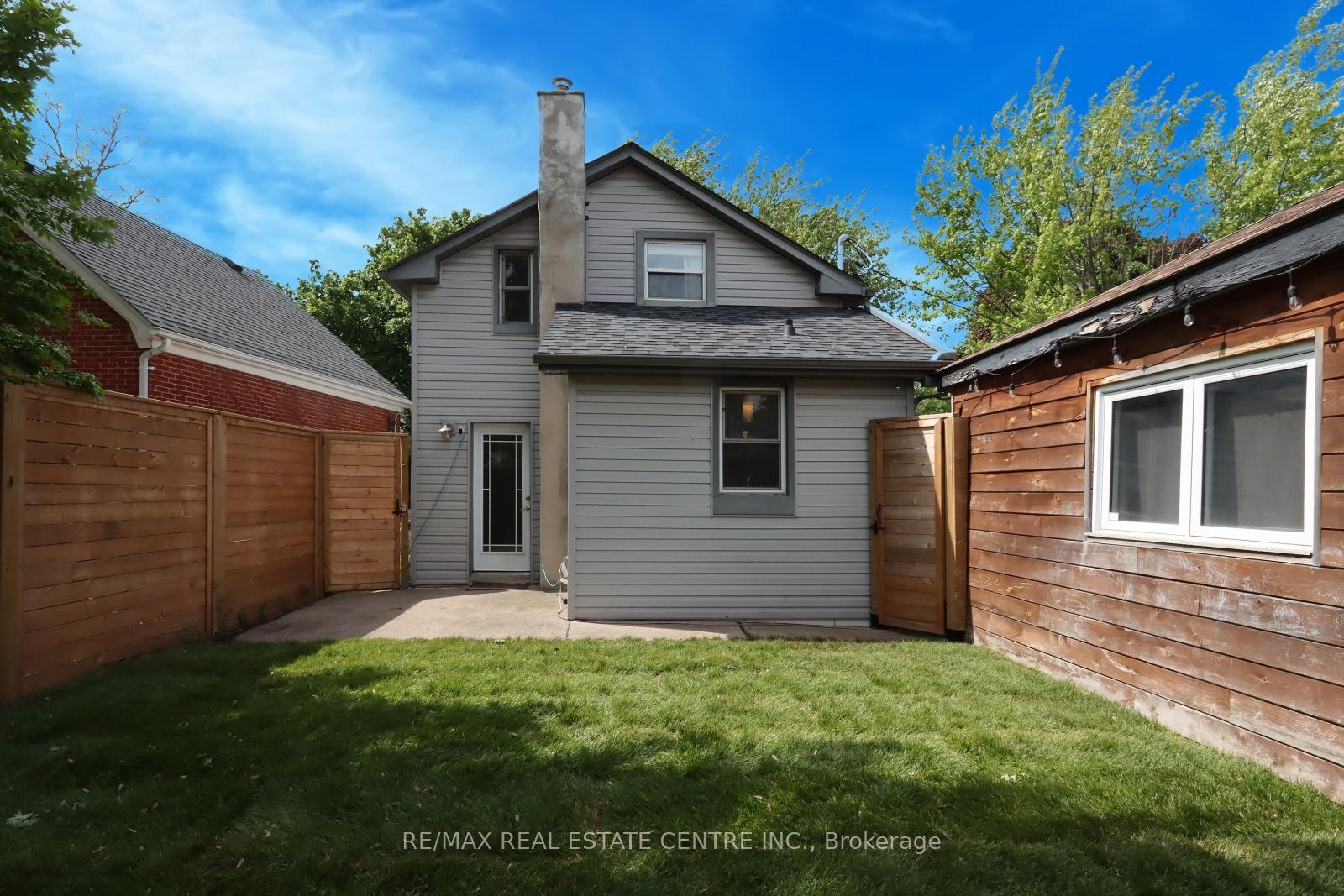 Photo 33 of 121 Brock Street, Kitchener — HOMEH