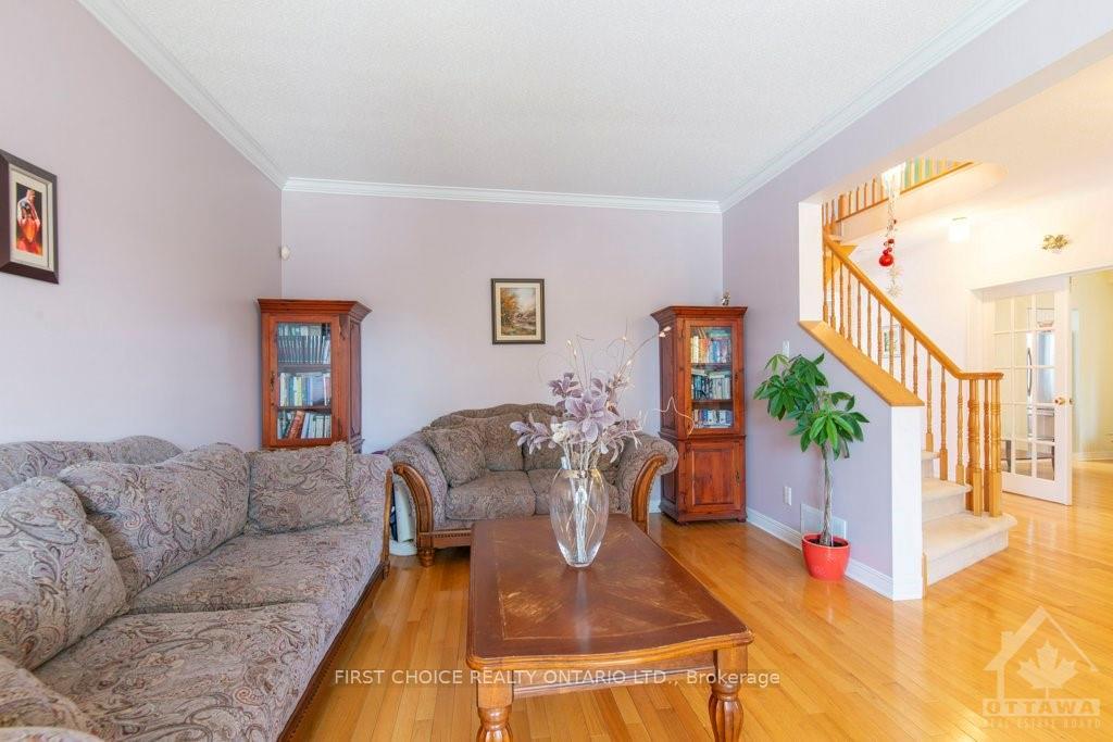 Photo 4 of 72 Walden Drive, Ottawa, Kanata - Kanata Lakes/Heritage Hills — HOMEH