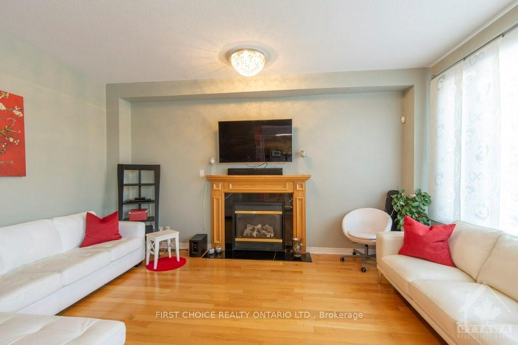 Photo 15 of 72 Walden Drive, Ottawa, Kanata - Kanata Lakes/Heritage Hills — HOMEH