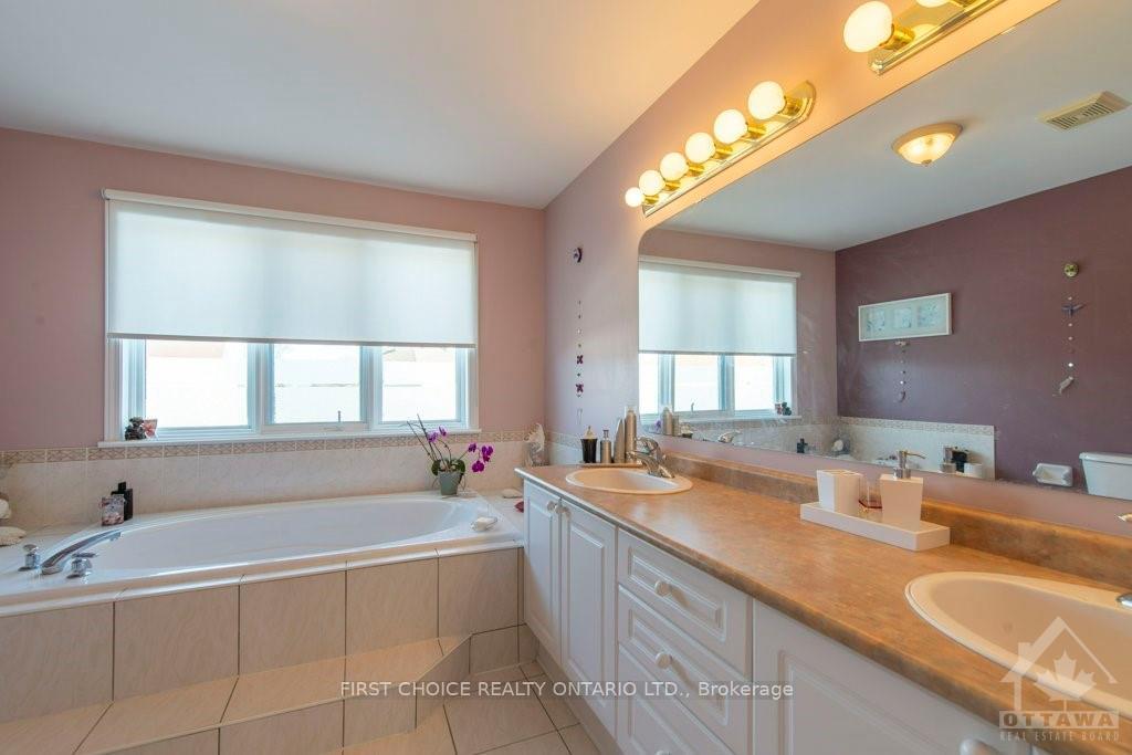 Photo 21 of 72 Walden Drive, Ottawa, Kanata - Kanata Lakes/Heritage Hills — HOMEH