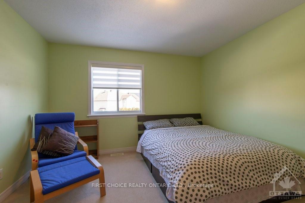 Photo 23 of 72 Walden Drive, Ottawa, Kanata - Kanata Lakes/Heritage Hills — HOMEH