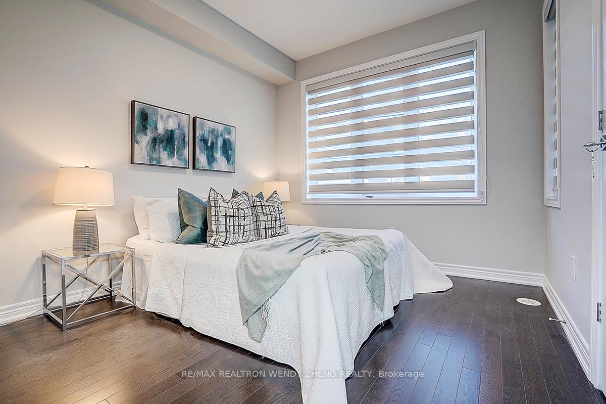 Photo 5 of 232 Rustle Woods Avenue, Markham, Cornell — HOMEH