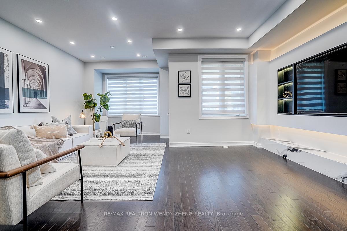 Photo 14 of 232 Rustle Woods Avenue, Markham, Cornell — HOMEH