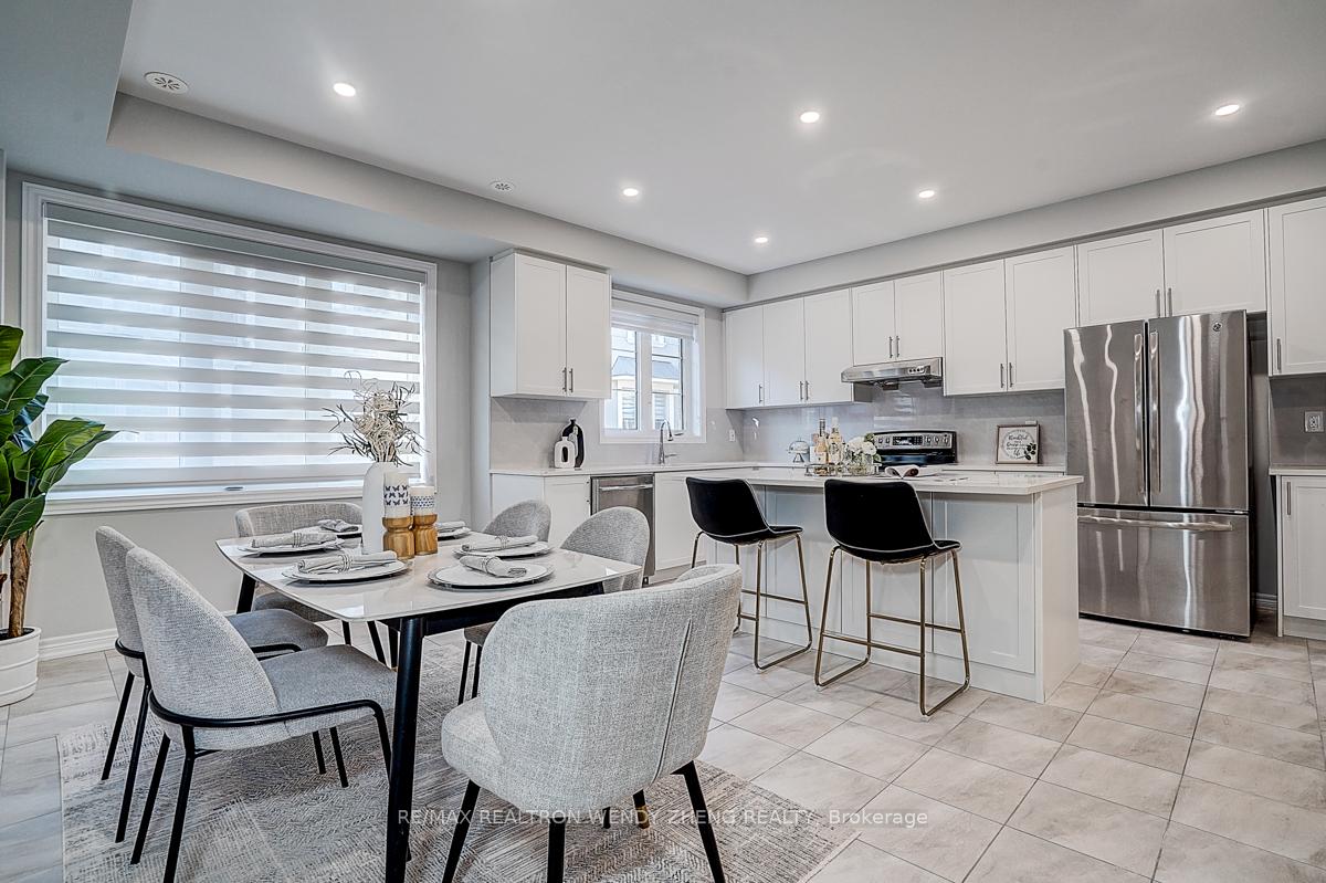 Photo 18 of 232 Rustle Woods Avenue, Markham, Cornell — HOMEH