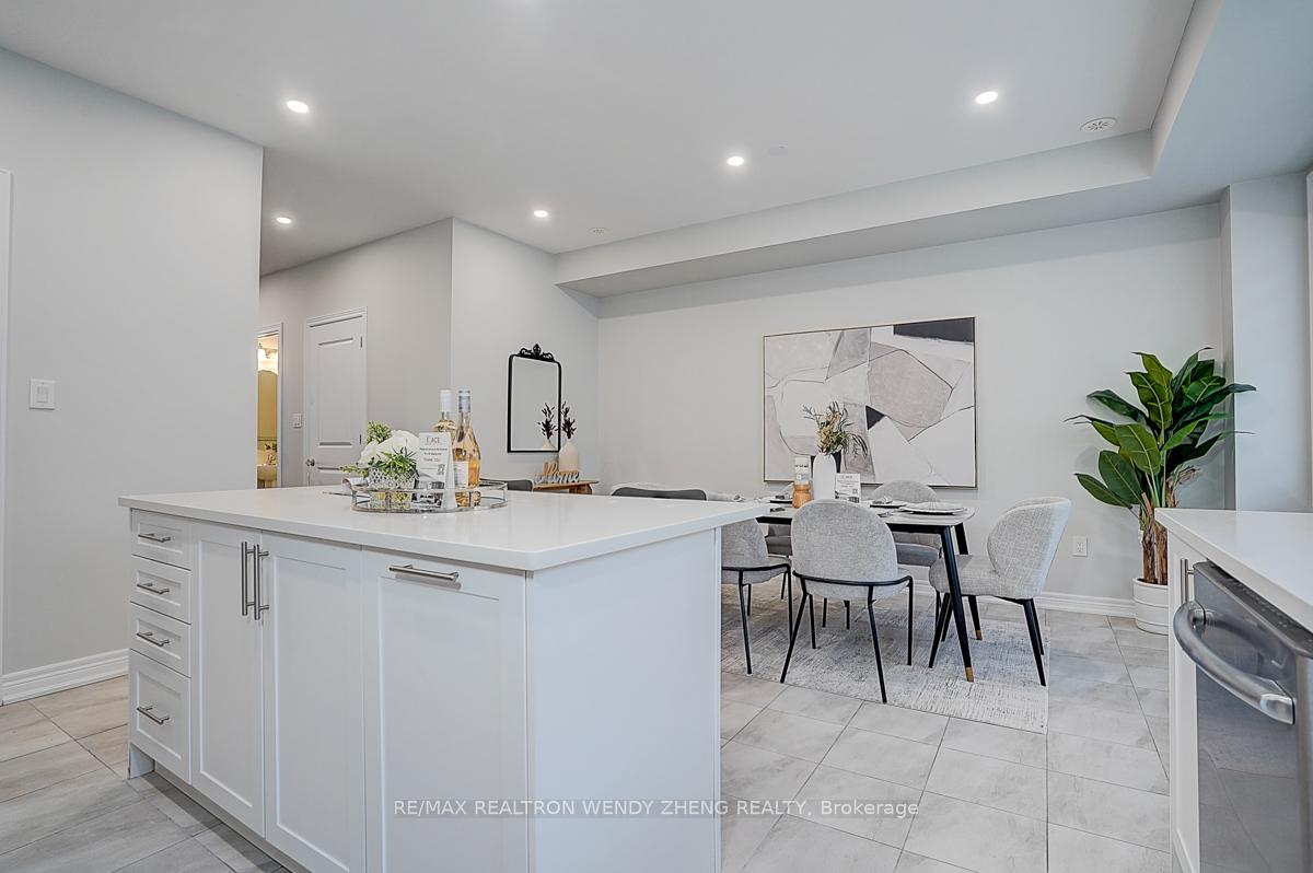 Photo 23 of 232 Rustle Woods Avenue, Markham, Cornell — HOMEH