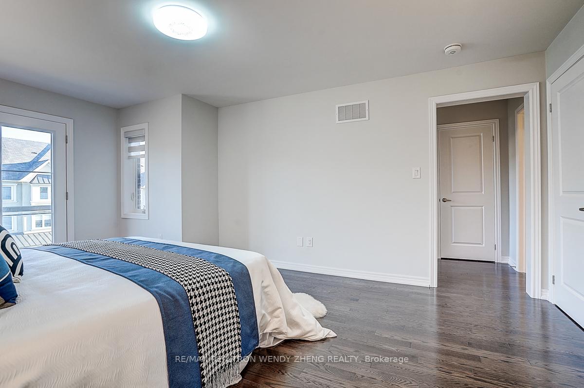 Photo 32 of 232 Rustle Woods Avenue, Markham, Cornell — HOMEH