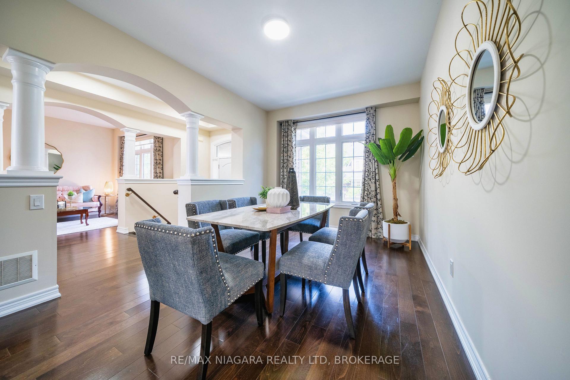 Photo 9 of 40 Dungannon Drive, Markham, Angus Glen — HOMEH