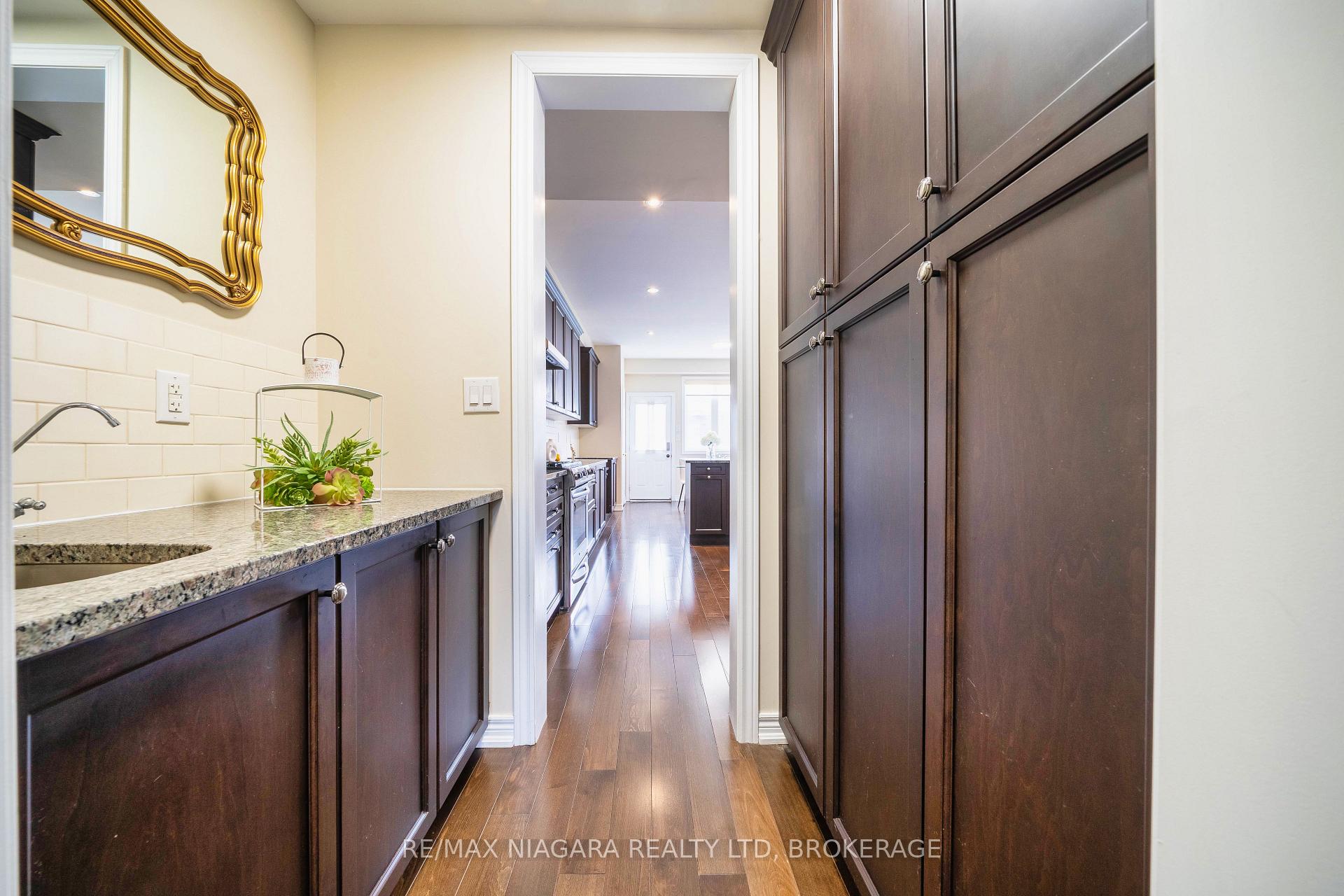 Photo 13 of 40 Dungannon Drive, Markham, Angus Glen — HOMEH