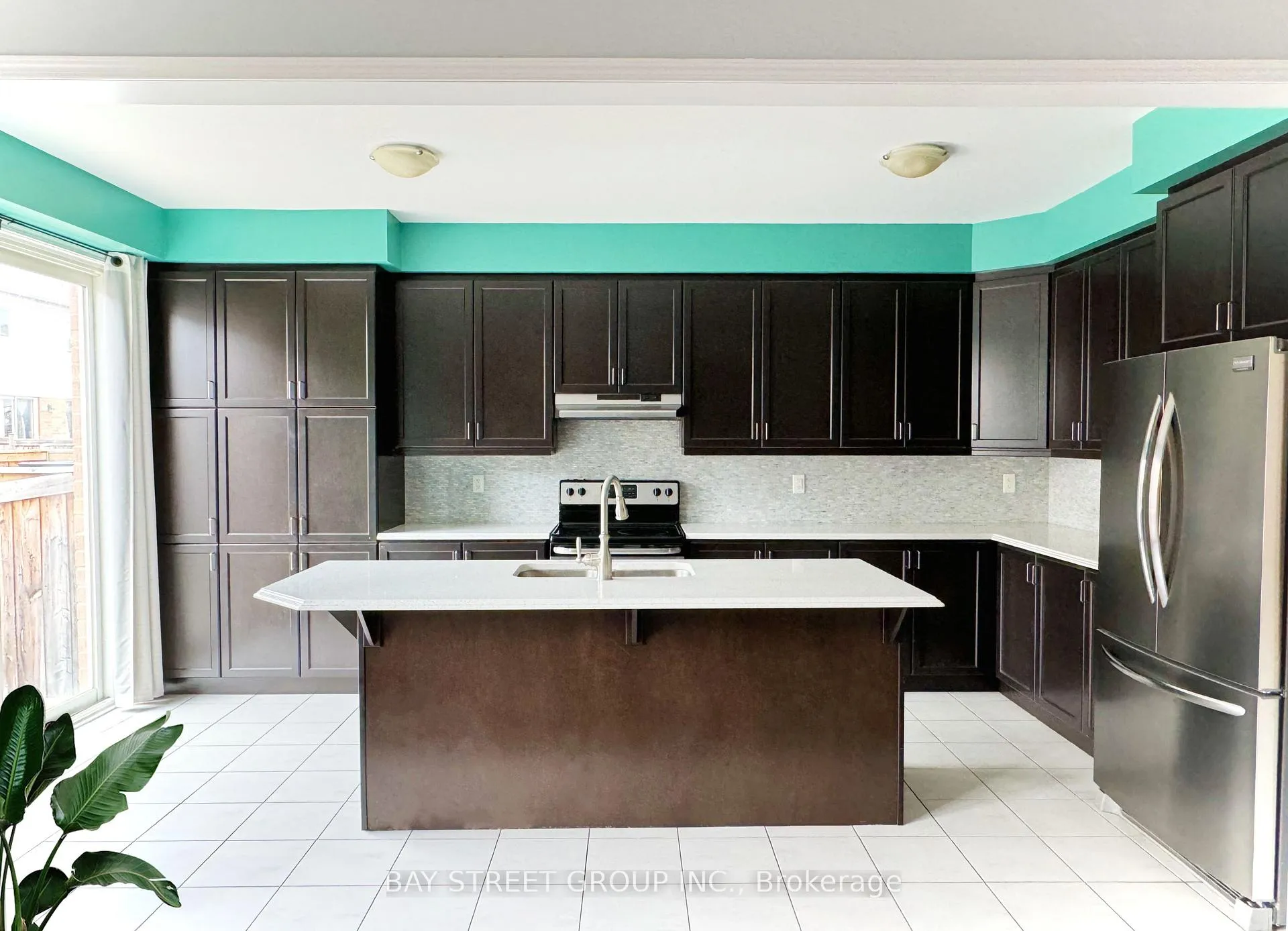 Photo 3 of 1091 Biason Circle, Milton, Willmott — HOMEH