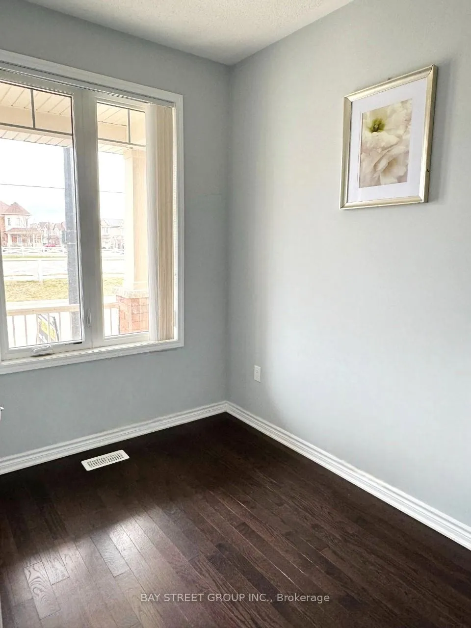 Photo 9 of 1091 Biason Circle, Milton, Willmott — HOMEH