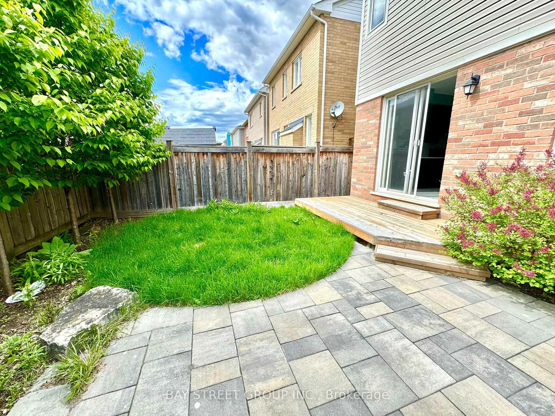 Photo 24 of 1091 Biason Circle, Milton, Willmott — HOMEH