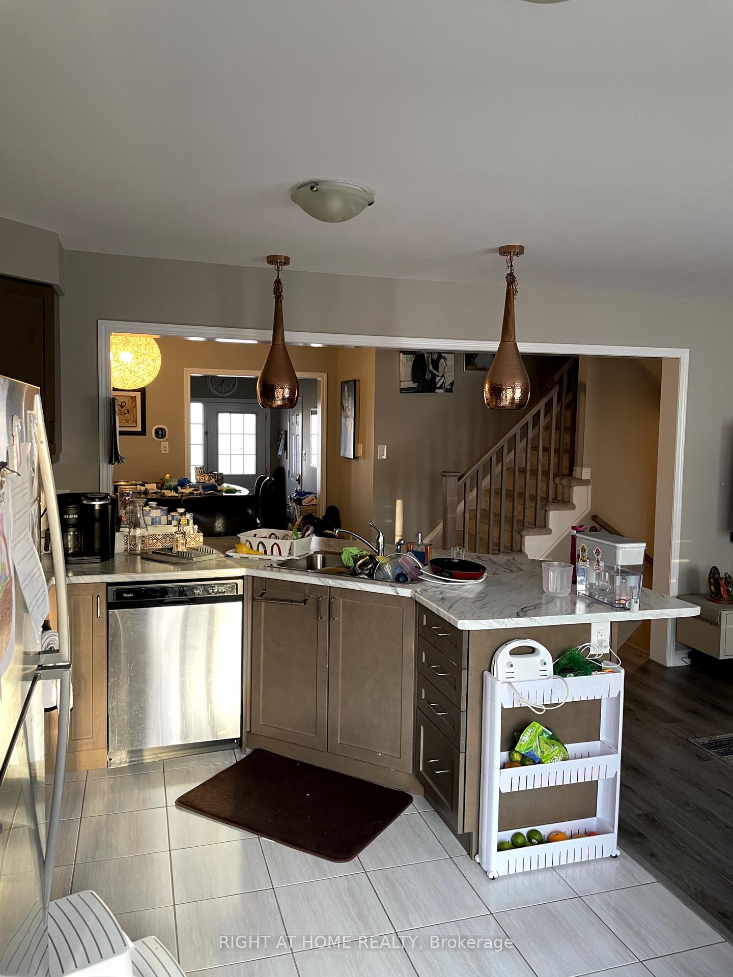 Photo 6 of 119 Mcmonies Drive, Hamilton, Waterdown — HOMEH