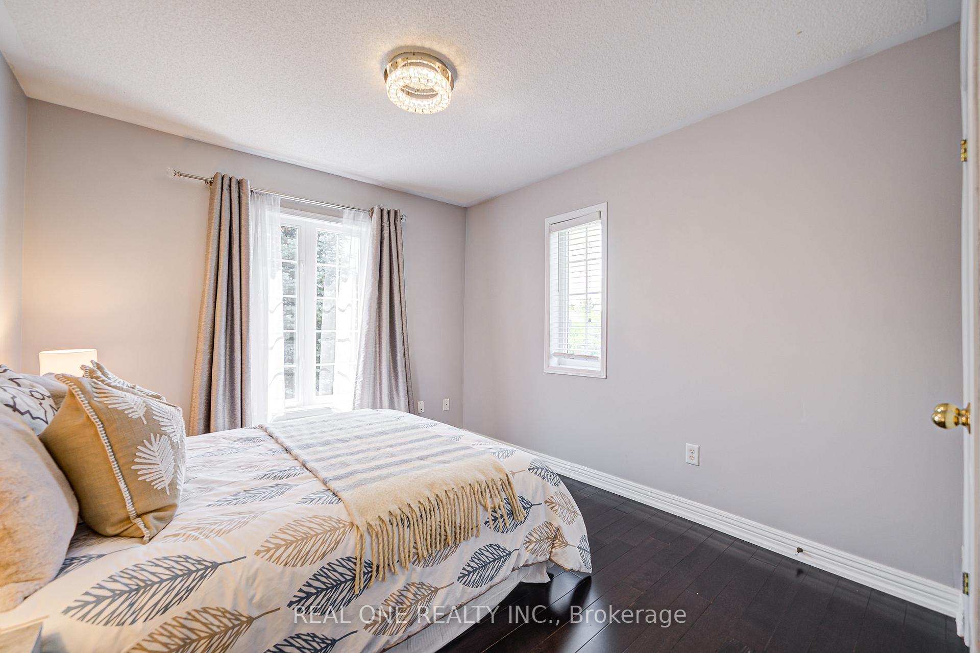 Photo 25 of 35 Ridgecrest Road, Markham, Berczy — HOMEH