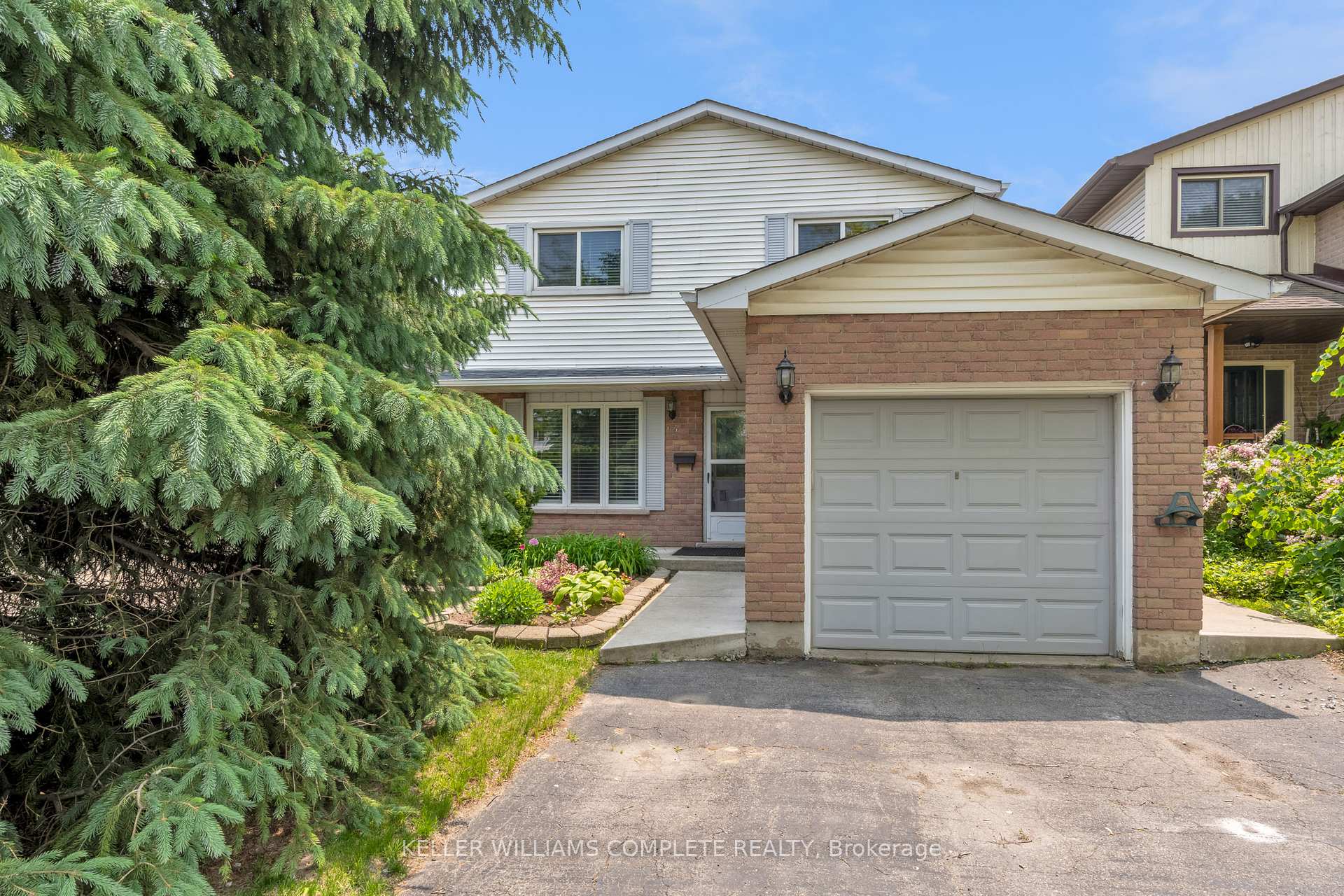 Front of 14 Oceanic Drive