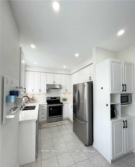 Photo 8 of 104 Roy Grove Way, Markham, Greensborough — HOMEH