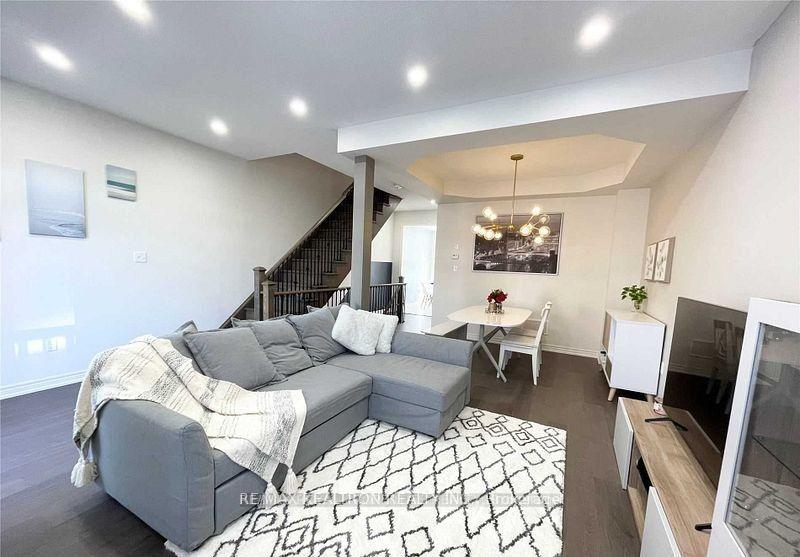 Photo 16 of 104 Roy Grove Way, Markham, Greensborough — HOMEH