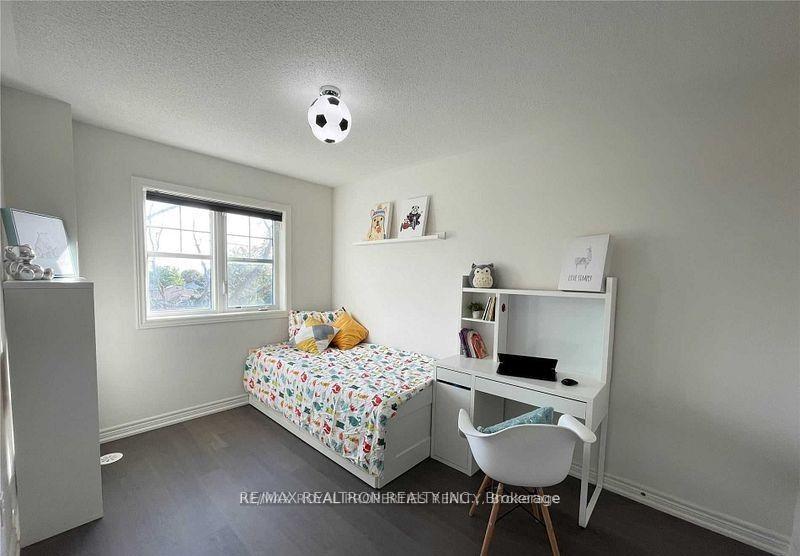 Photo 23 of 104 Roy Grove Way, Markham, Greensborough — HOMEH