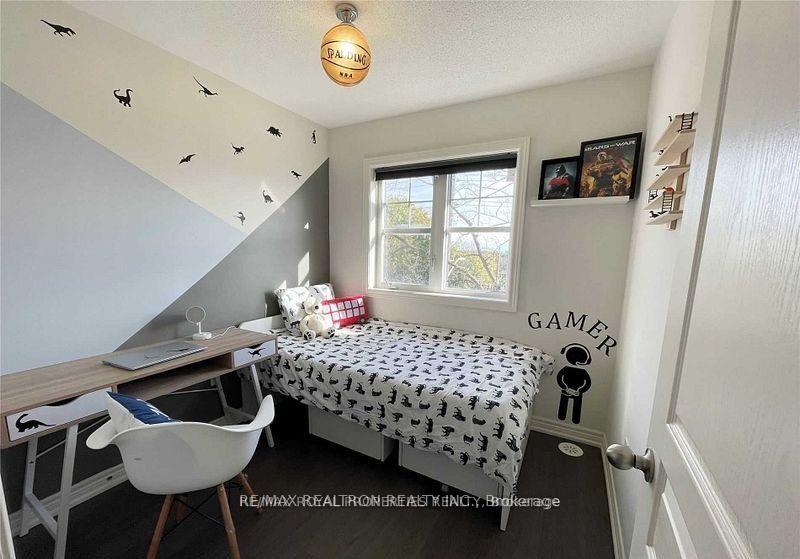 Photo 25 of 104 Roy Grove Way, Markham, Greensborough — HOMEH