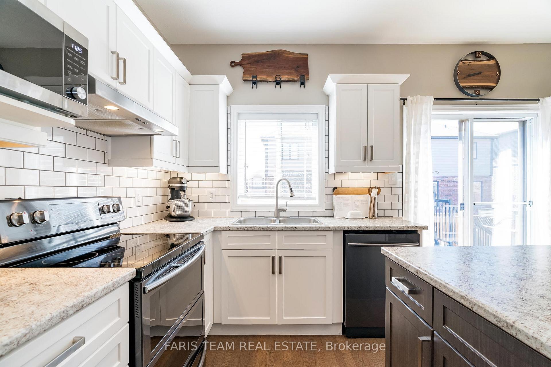 Photo 6 of 1045 Cook Drive, Midland — HOMEH