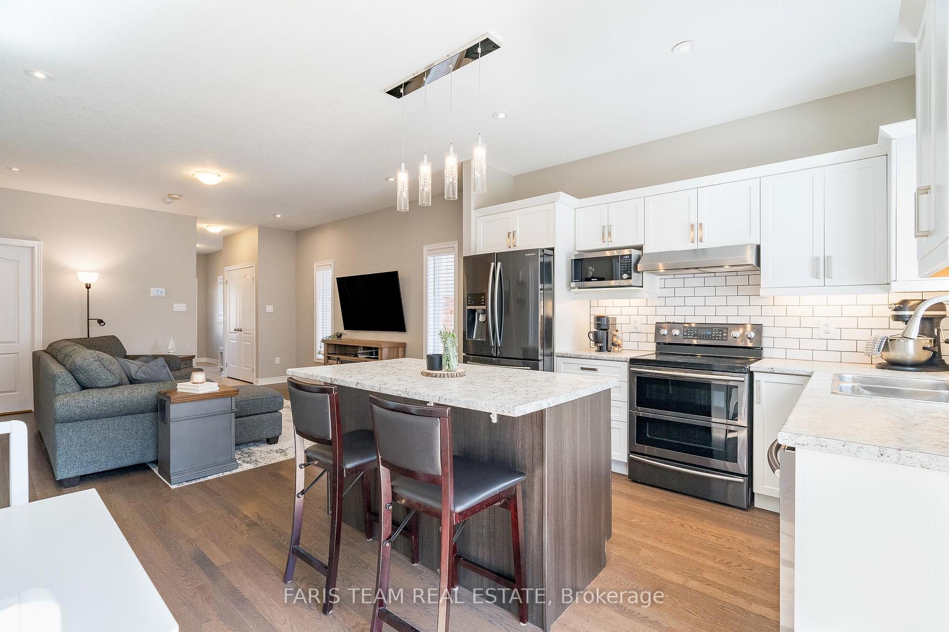 Photo 9 of 1045 Cook Drive, Midland — HOMEH
