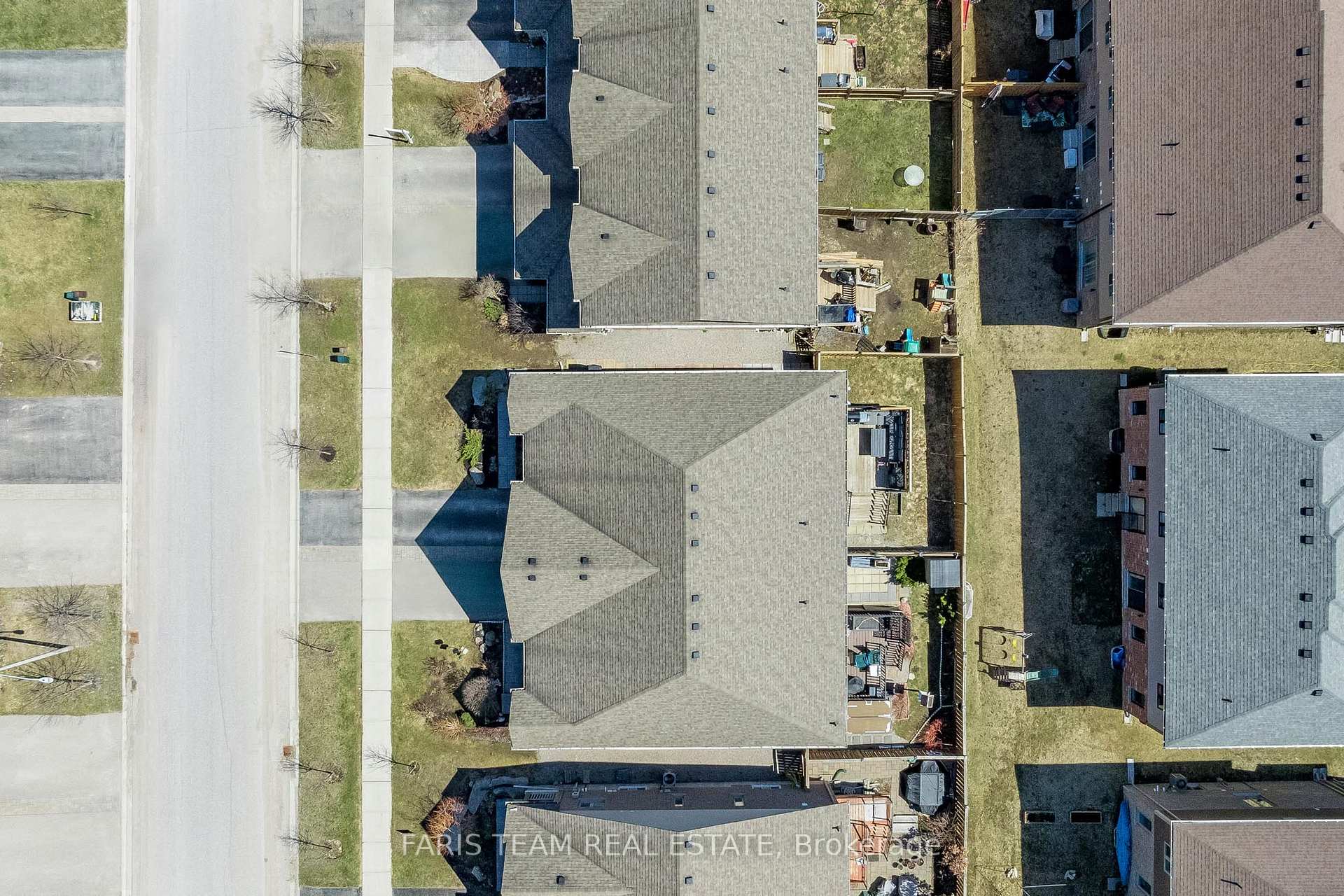 Photo 25 of 1045 Cook Drive, Midland — HOMEH