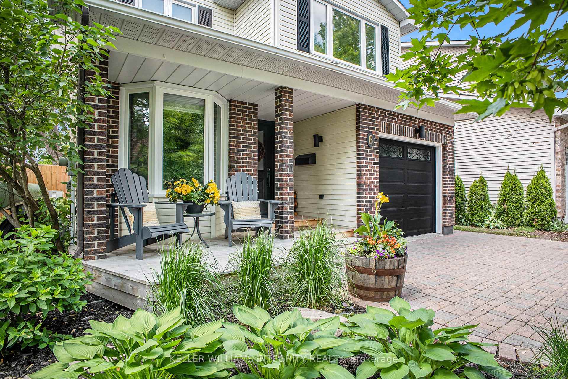 Photo 3 of 6 Barra Avenue, Ottawa, Kanata - Glencairn/Hazeldean — HOMEH