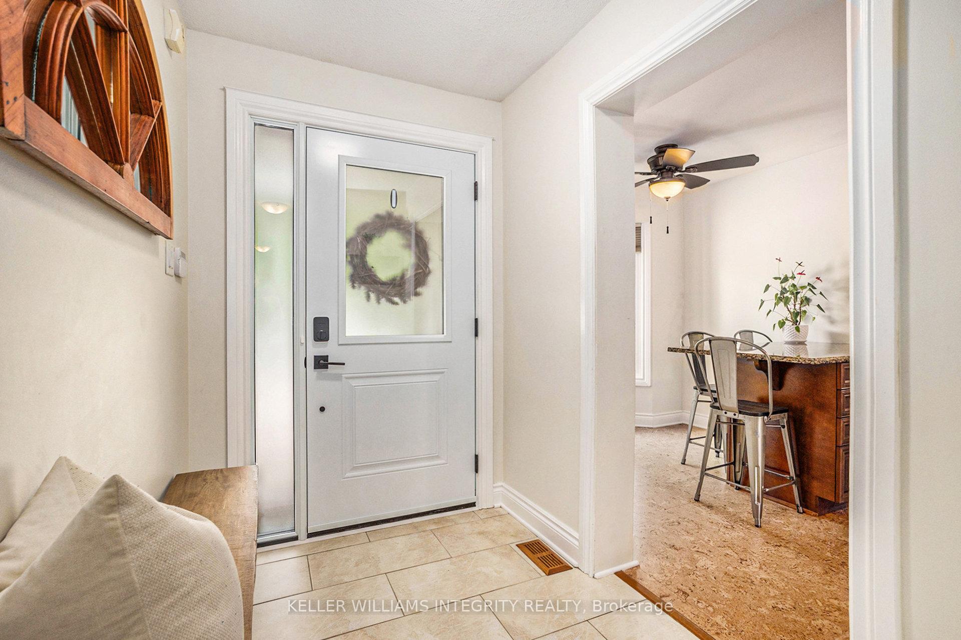 Photo 4 of 6 Barra Avenue, Ottawa, Kanata - Glencairn/Hazeldean — HOMEH