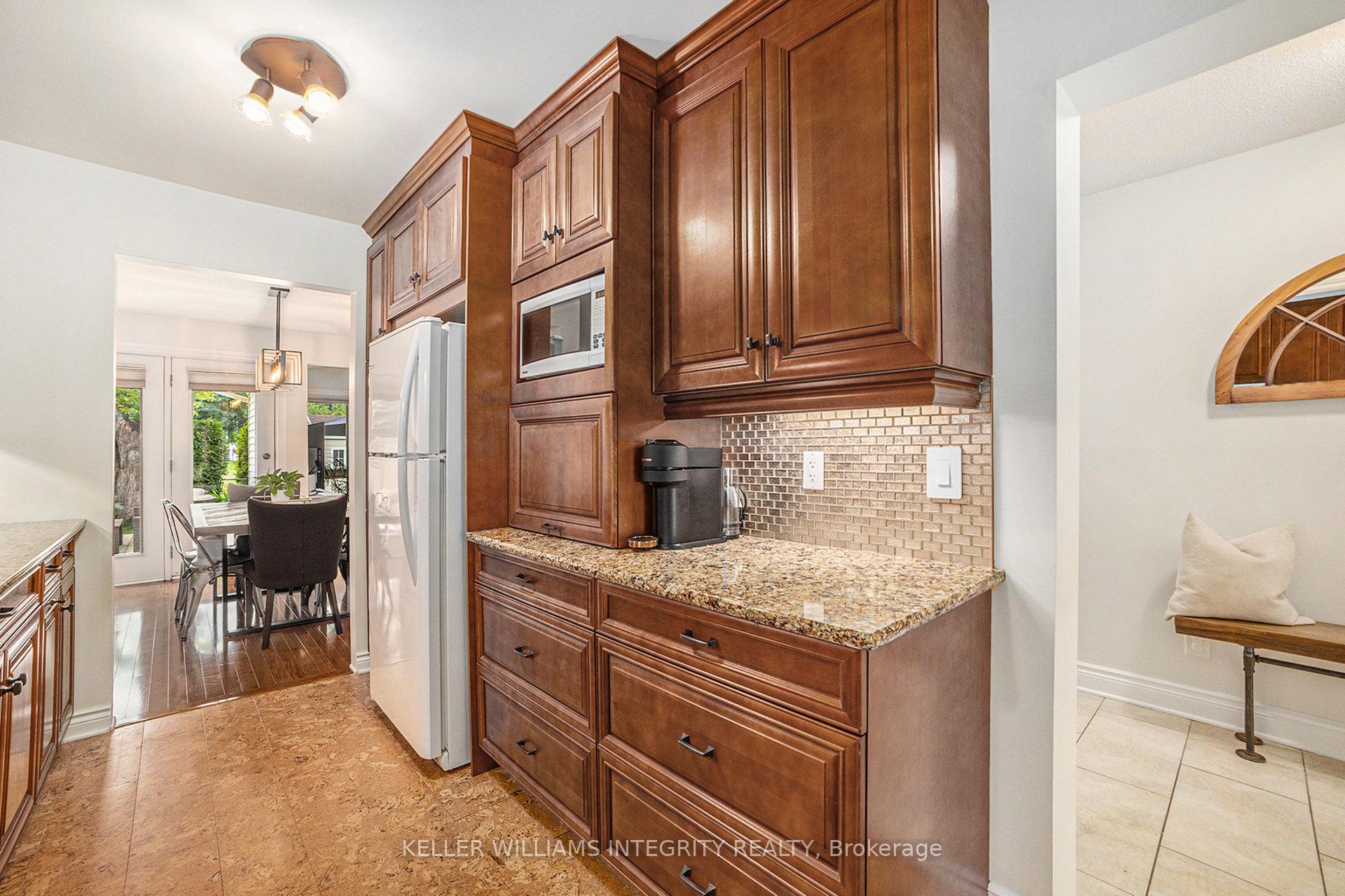Photo 8 of 6 Barra Avenue, Ottawa, Kanata - Glencairn/Hazeldean — HOMEH