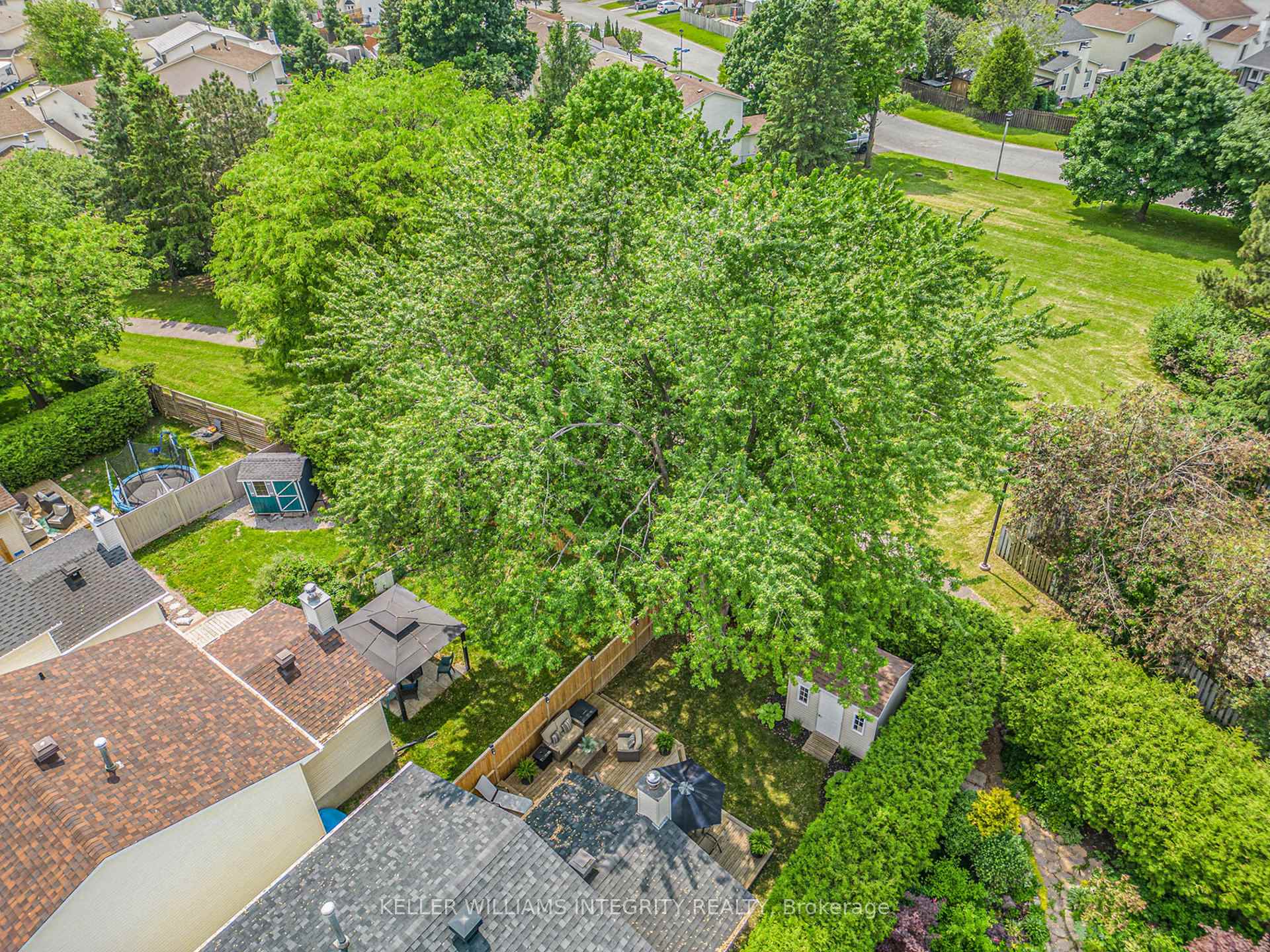 Photo 32 of 6 Barra Avenue, Ottawa, Kanata - Glencairn/Hazeldean — HOMEH