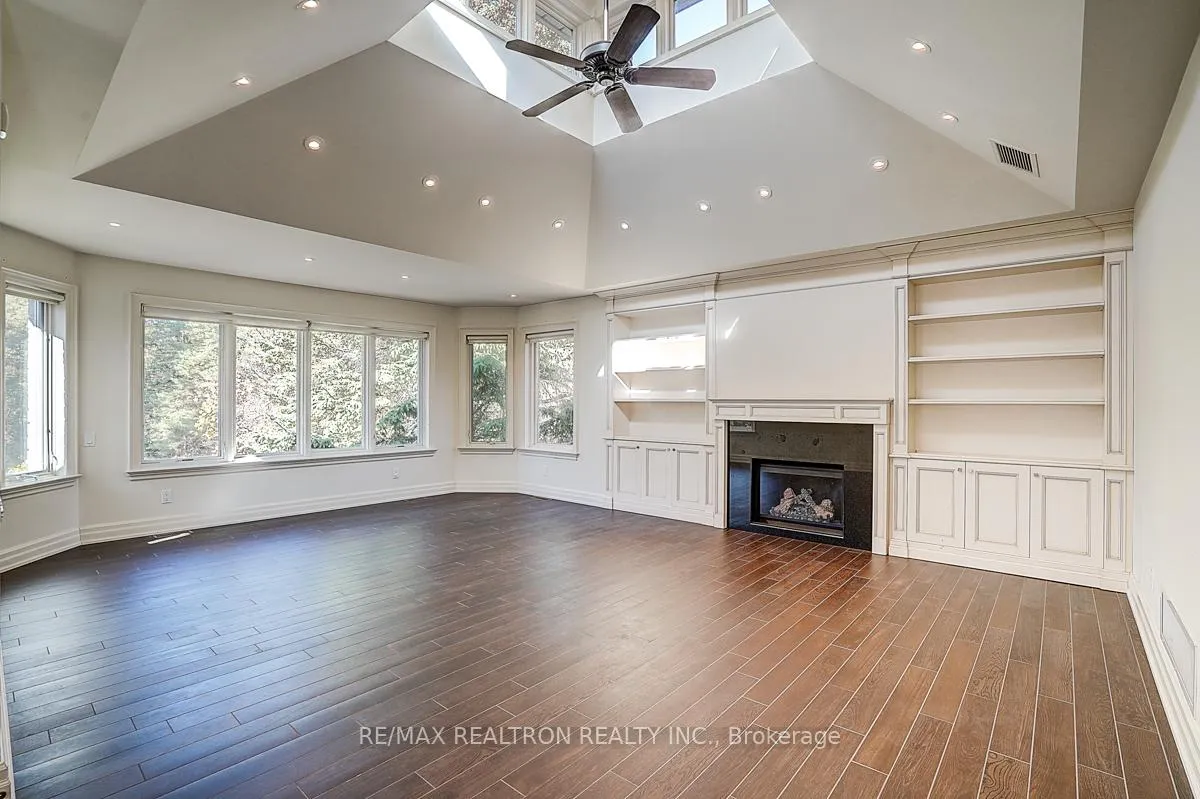 Photo 11 of 8 Rockley Court, Markham, Thornlea — HOMEH