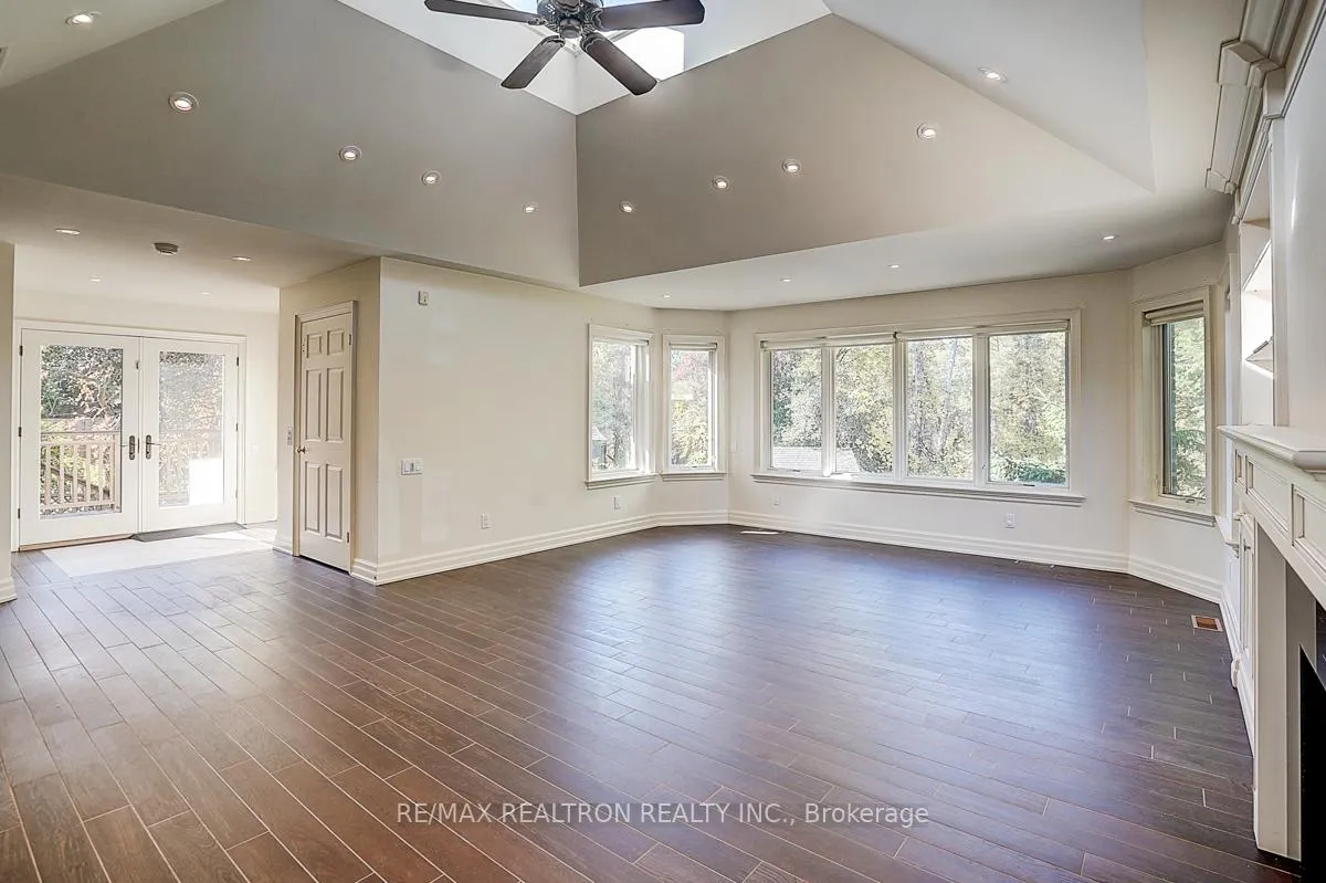 Photo 13 of 8 Rockley Court, Markham, Thornlea — HOMEH